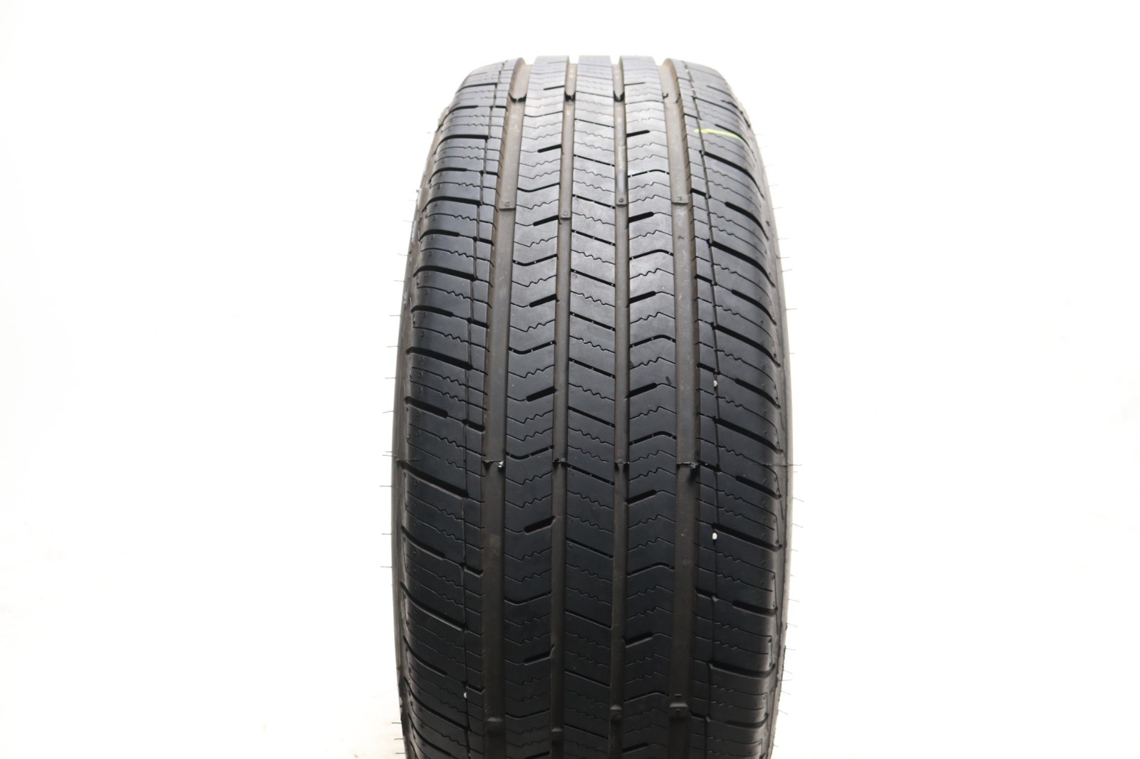 Set of 4 Used 225/60R17 Arizonian Silver Edition All Season – 99H – 8.5-9.5/32