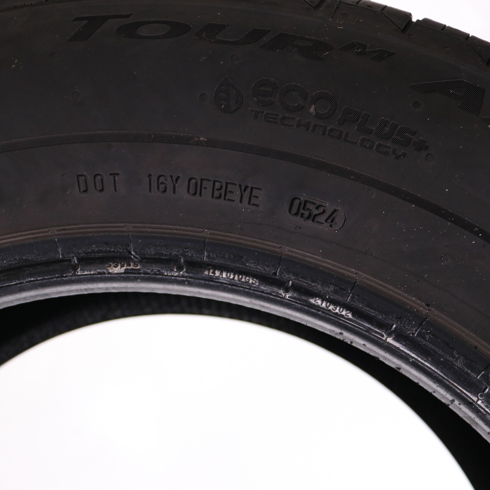 Set of 4 Used 235/65R17 Continental ControlContact Tour M A/S EV 104H – 9-10/32