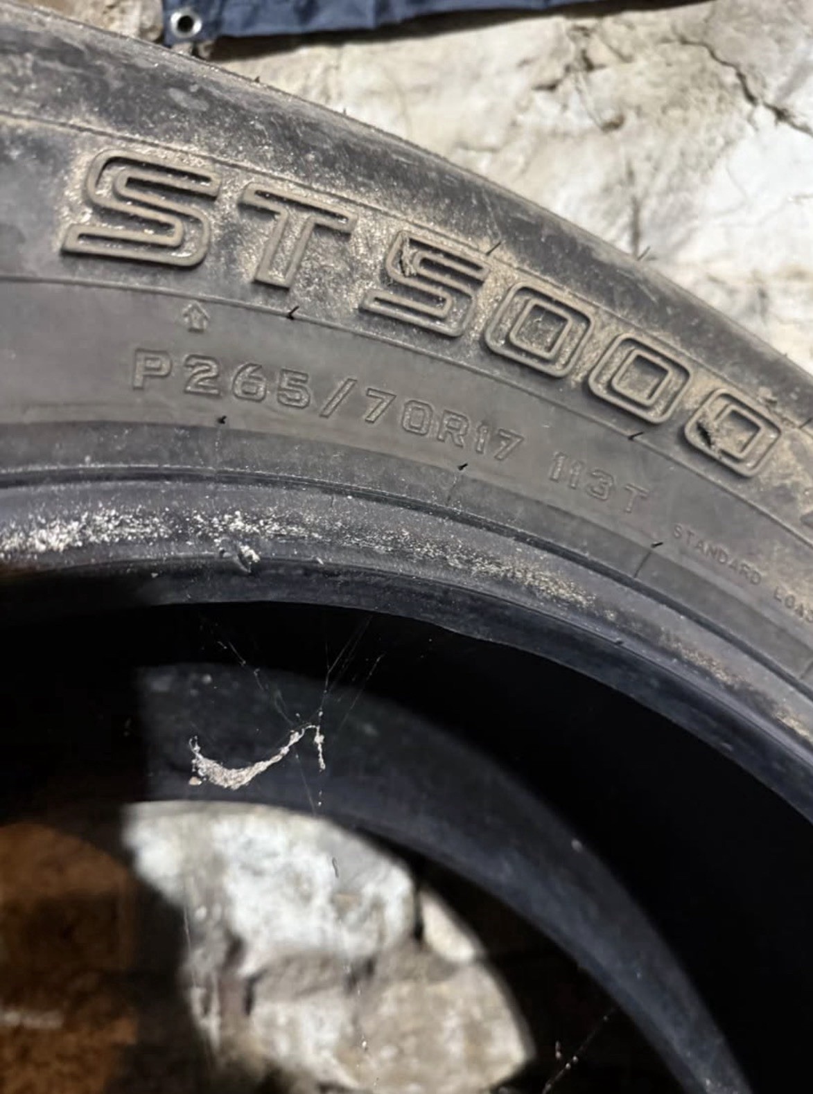265/70/R17 Ohtsu Radial Tire