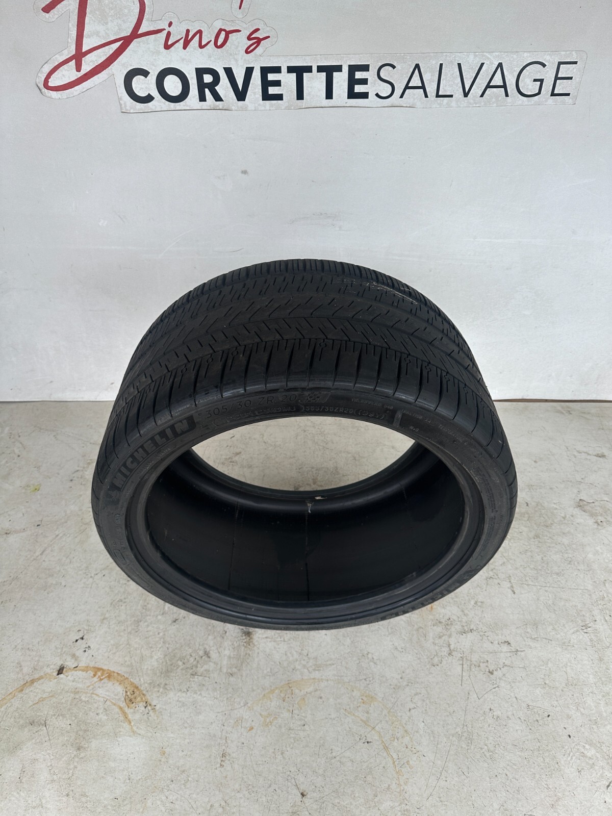 Michelin Pilot Sport AS 4 ZP 305/30ZR20 Tire