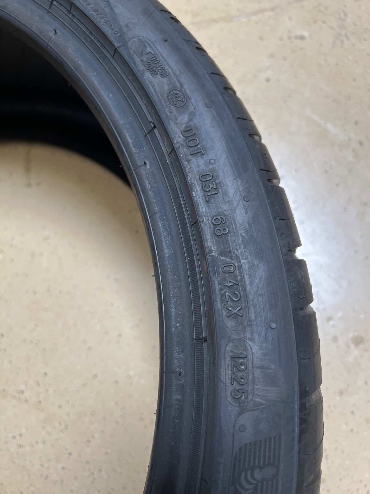 2 – NEW 245/35ZR20 XL (95Y) Michelin Pilot Sport 4 S – 7086