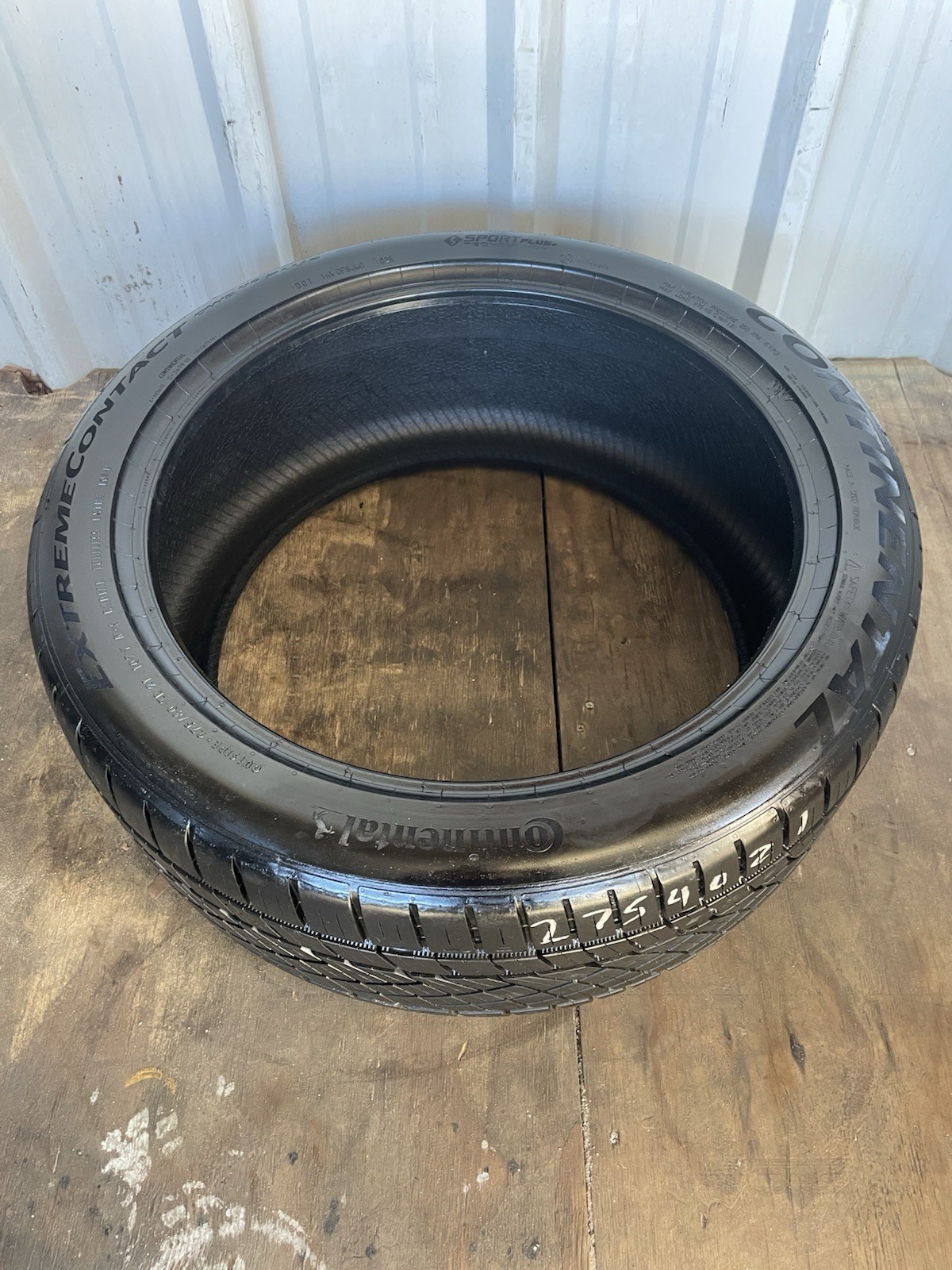 Used Continental ExtremeContact DWS06 Plus 275/40R21 9/32″