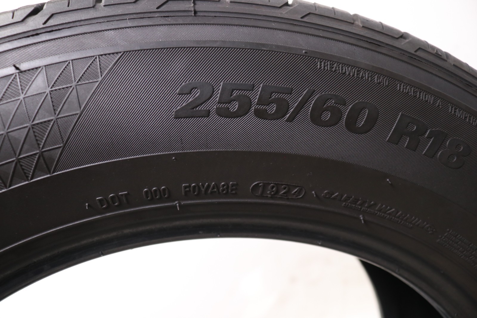 Set of 4 Used 255/60R18 Kumho Crugen HP71 – 108H – 7.5-8.5/32