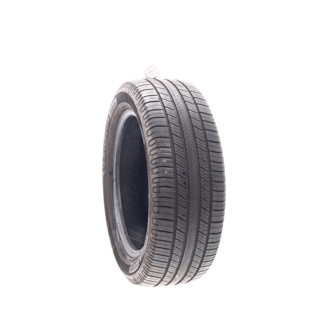 Set of (4) Used 245/55R19 Michelin Defender 2 107H – 9-10/32