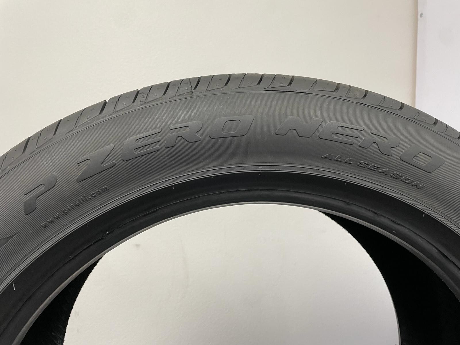 P235/50ZR18 Pirelli PZero Nero AS 97W -Tire