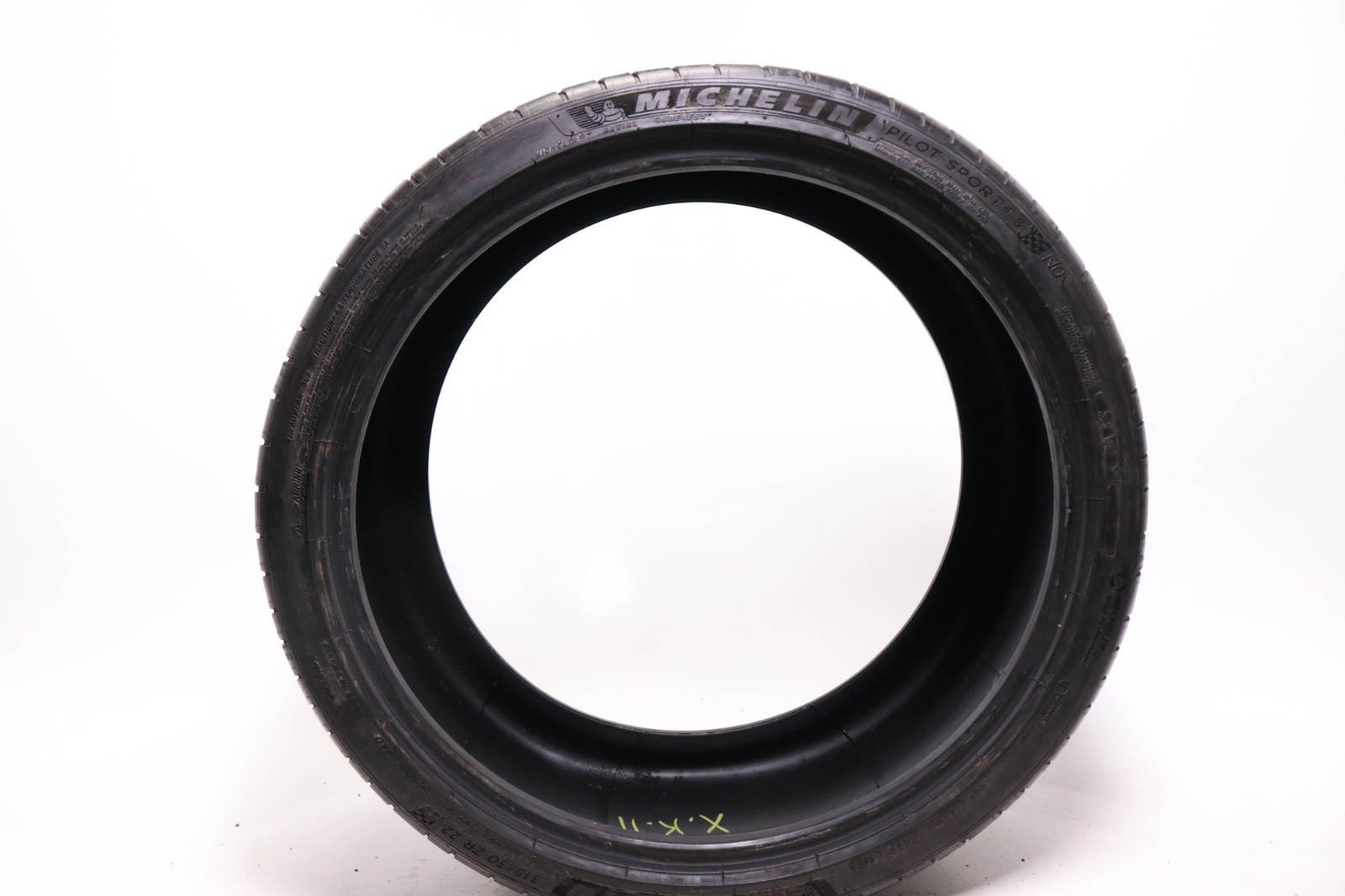Set of 2 Used 315/30ZR22 Michelin Pilot Sport 4 S NO – 107Y – 8/32