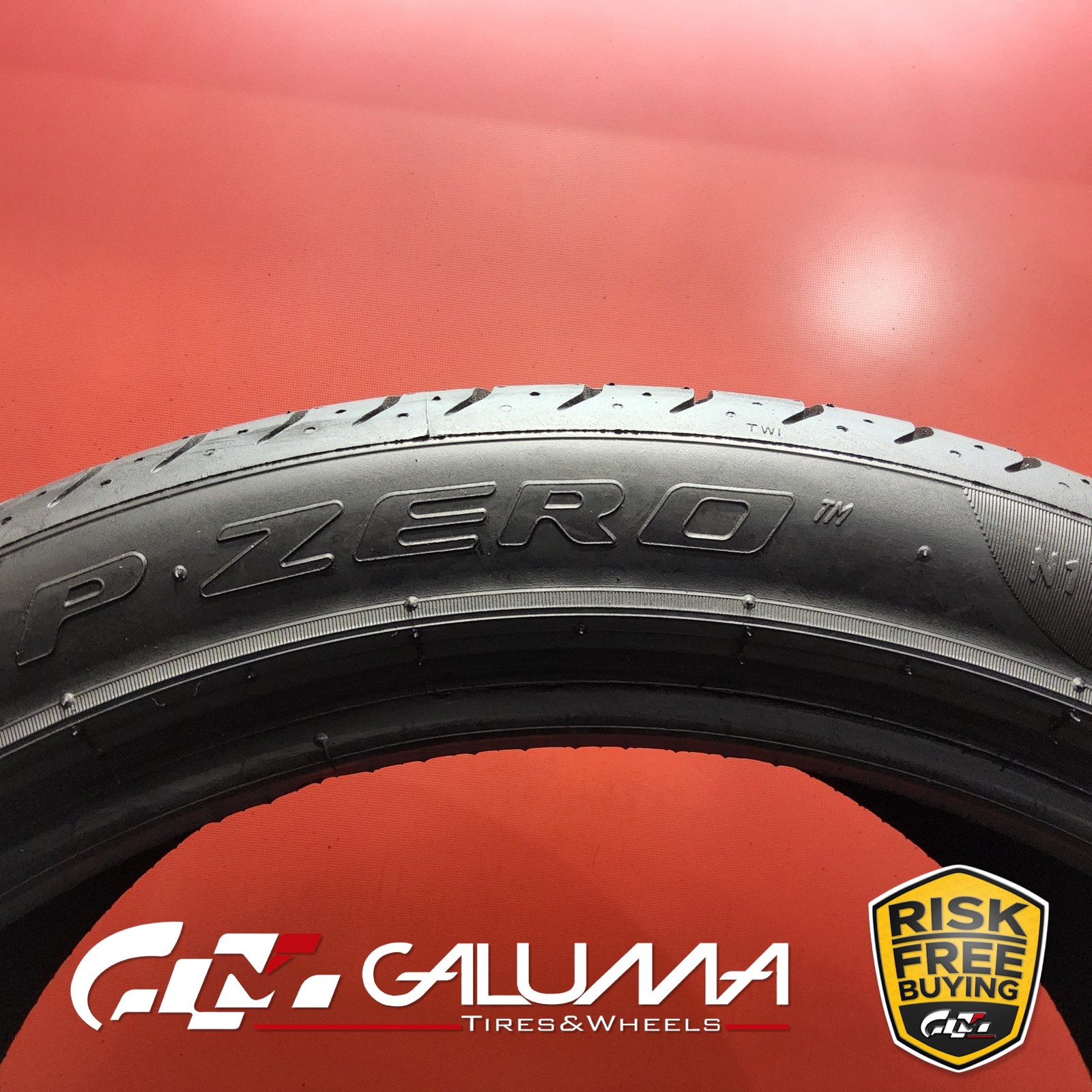 1 (One) Tire LikeNEW Pirelli P Zero (N1) XL 295/35R21 295/35/21 2953521 #94283