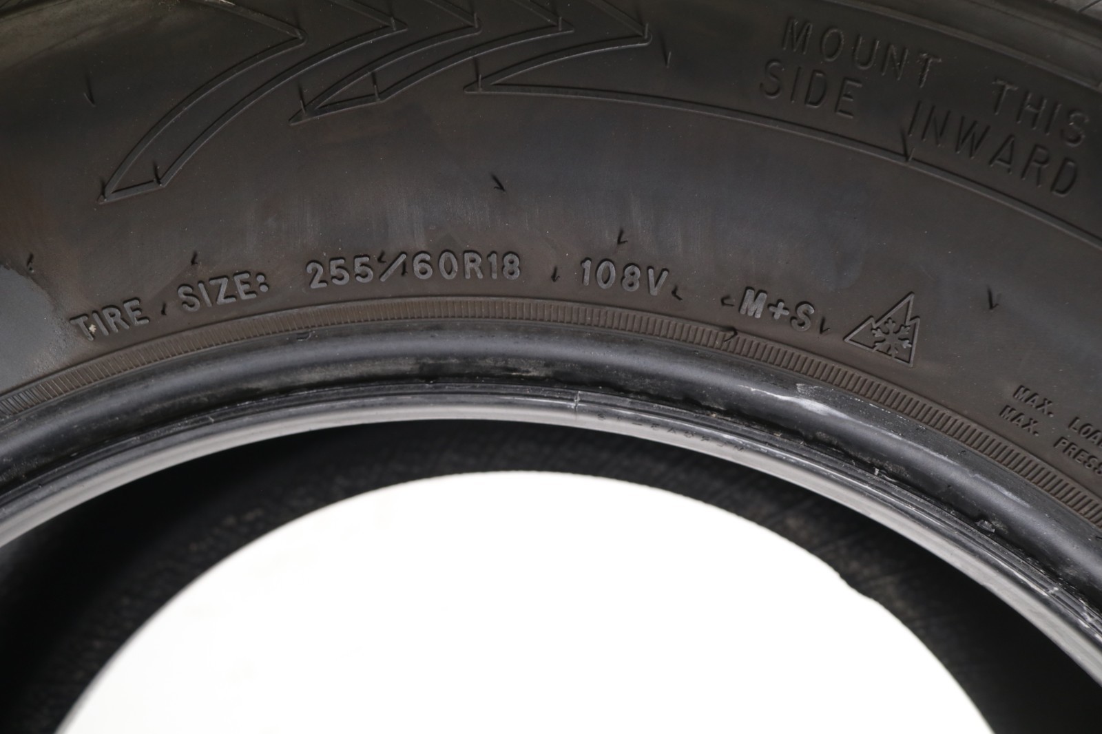 Set of 2 Used 255/60R18 Goodyear Eagle Enforcer All Weather – 108V – 9-10/32