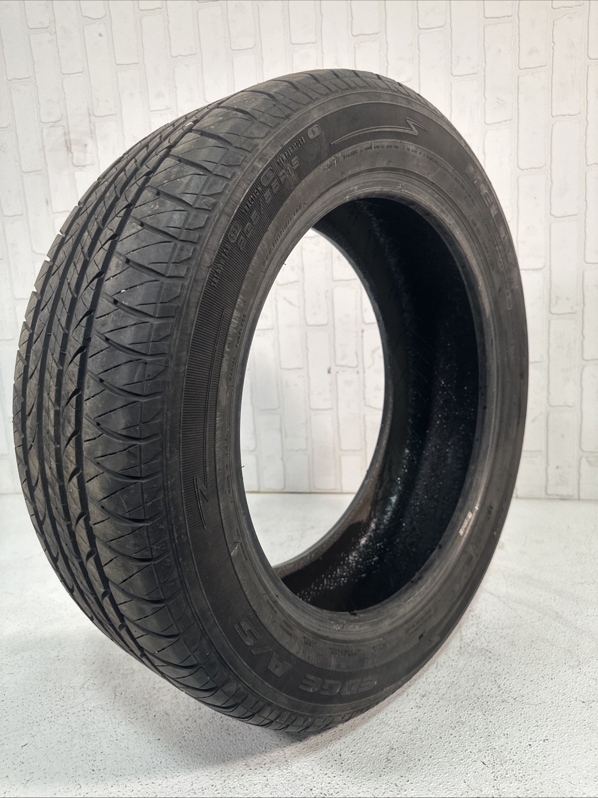 Kelly Edge Touring Plus 235/55R19 101H All Season SUV Tire DOT 0321 OEM
