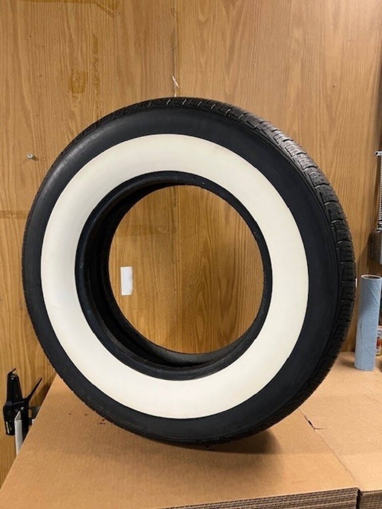 NEW OLD STOCK – DIAMOND BACK I 225/70R15 100T 2.5″ WW (Quantity of 1)