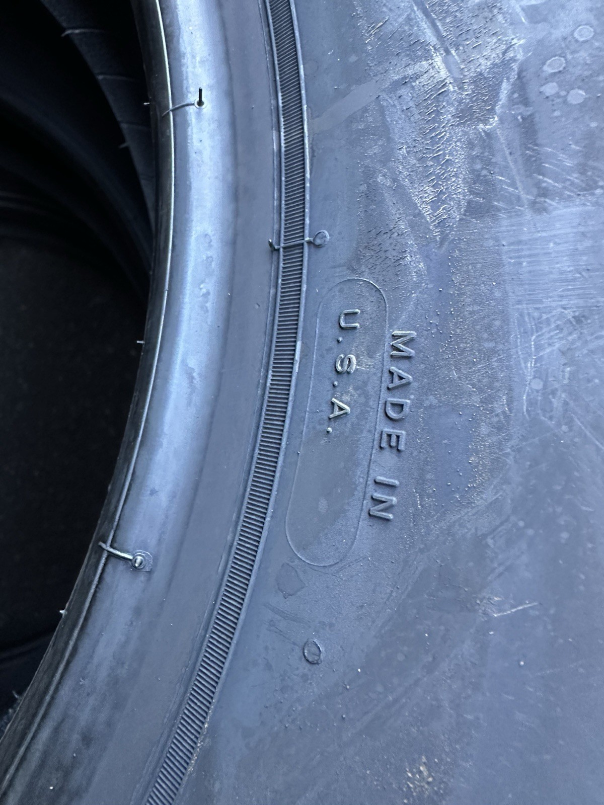 (QTY 4) 255/75R17 Michelin Defender LTX M/S2 116T XL Black Wall Tires