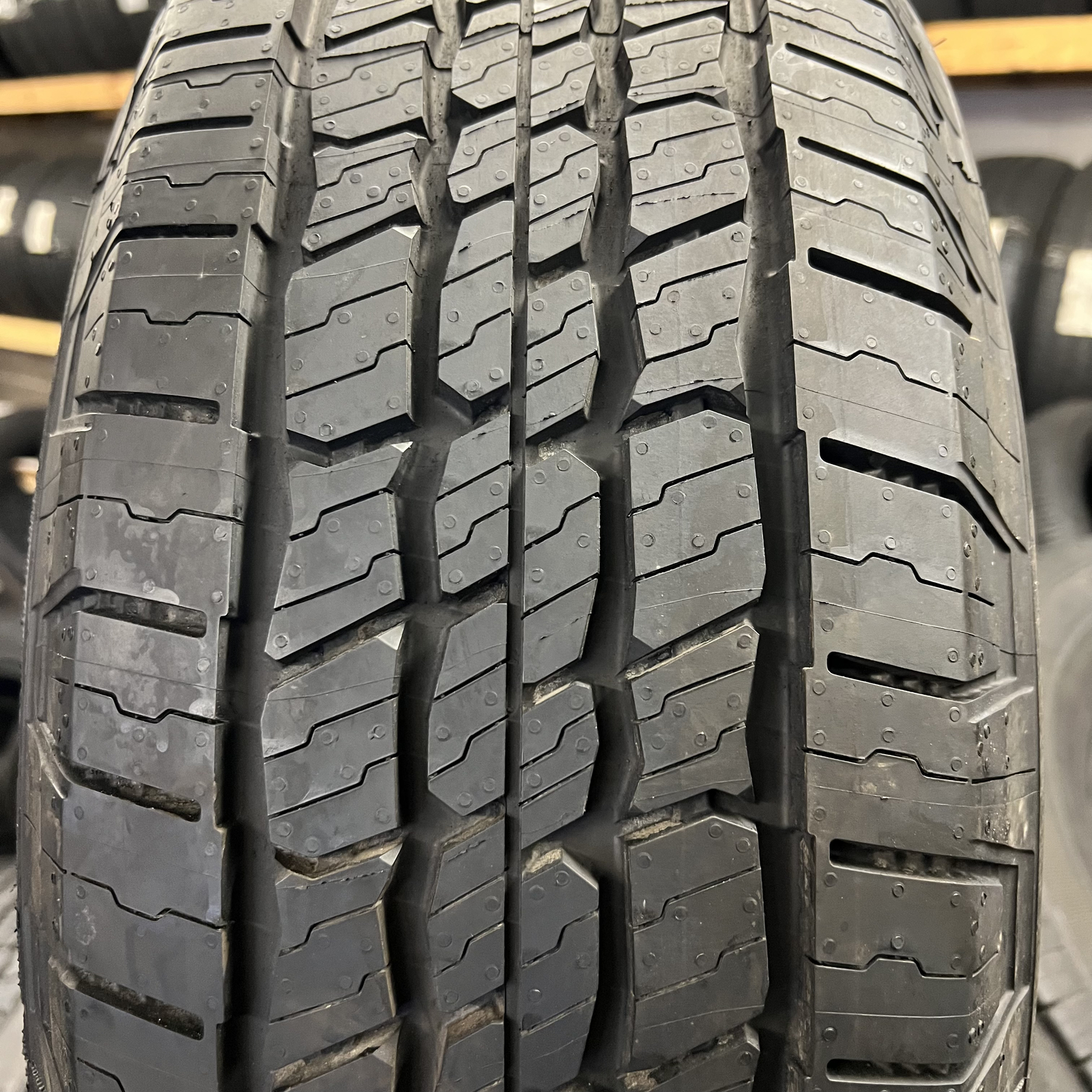 Set Of 2 Tires New Michelin LTX Trail 265/70R18 116S D.O.T.3923-4723 10/32 New