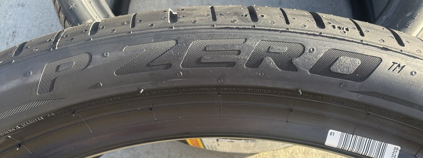 Set of TWO BRAND NEW 245/35R21 96Y Pirelli P Zero PZ4 MO-S PNCS Tires 2453521