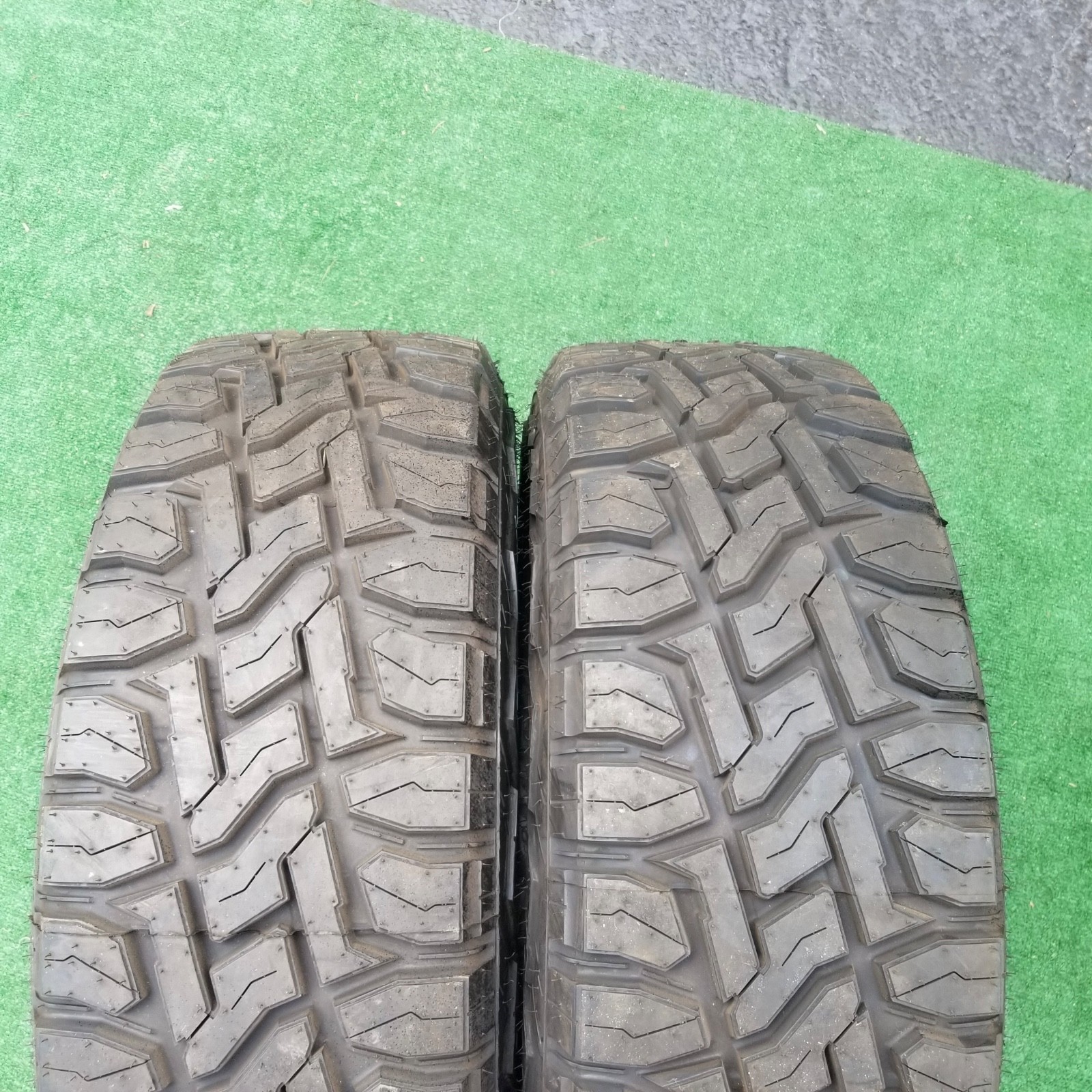 295/70R17 Toyo R/T Open Country Tires Pair LT295/70R-17 121/118Q 10 PR New 100%