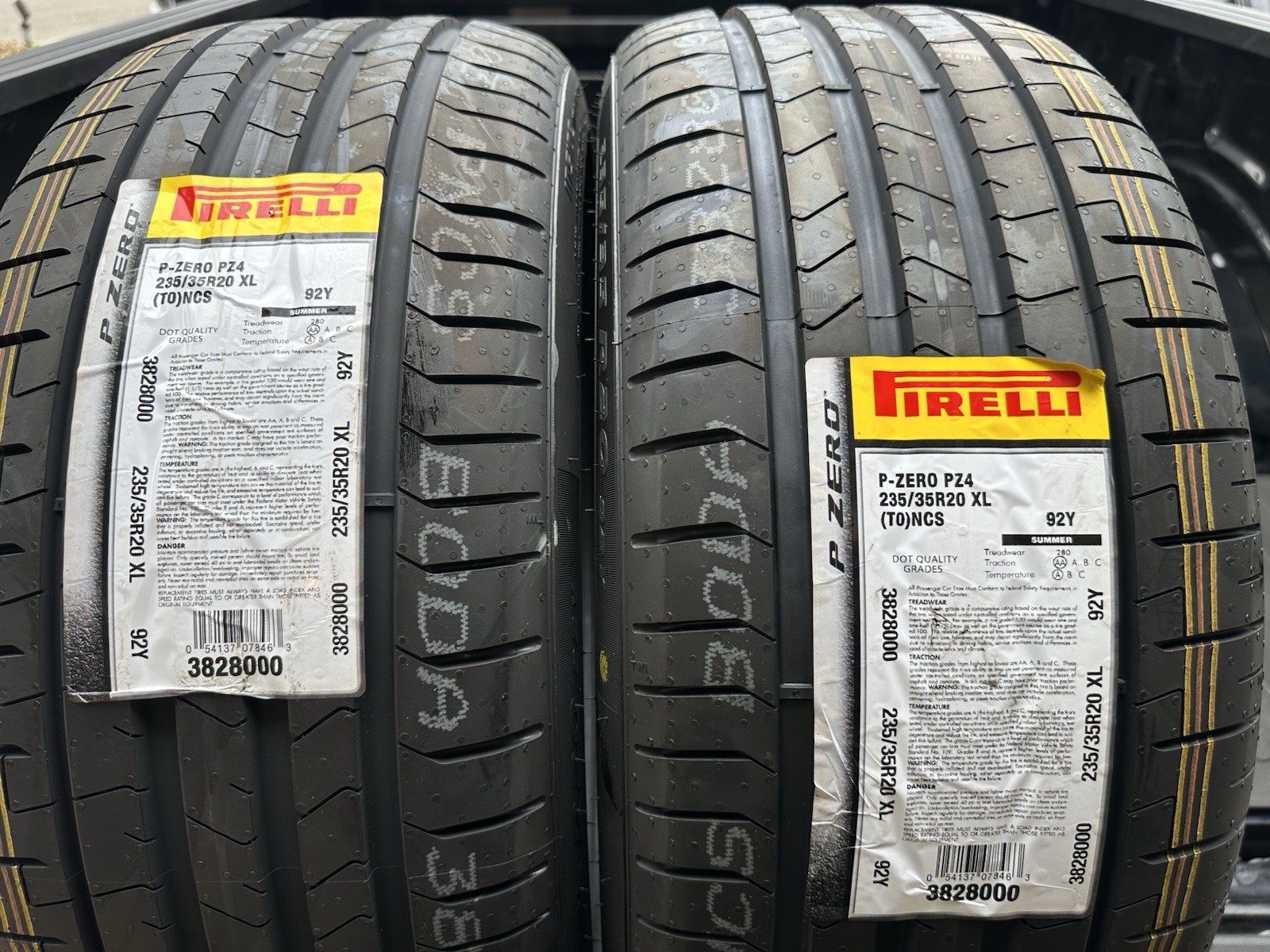 Pirelli PZero PZ4 235/35R20 XL 92Y New Pair Of 2 PNCS Foam (T0) Tesla 3 Tires