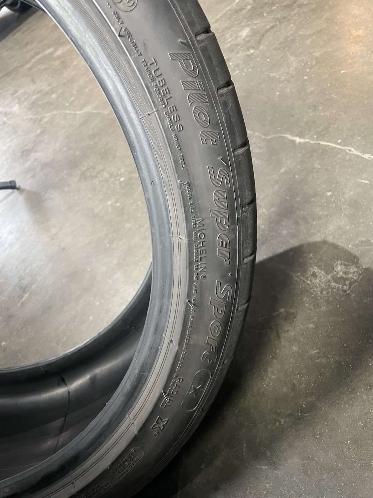2x 265/35R20 Michelin Pilot Super Sport 6-7/32nds 99Y Used Tires 2653520 2021
