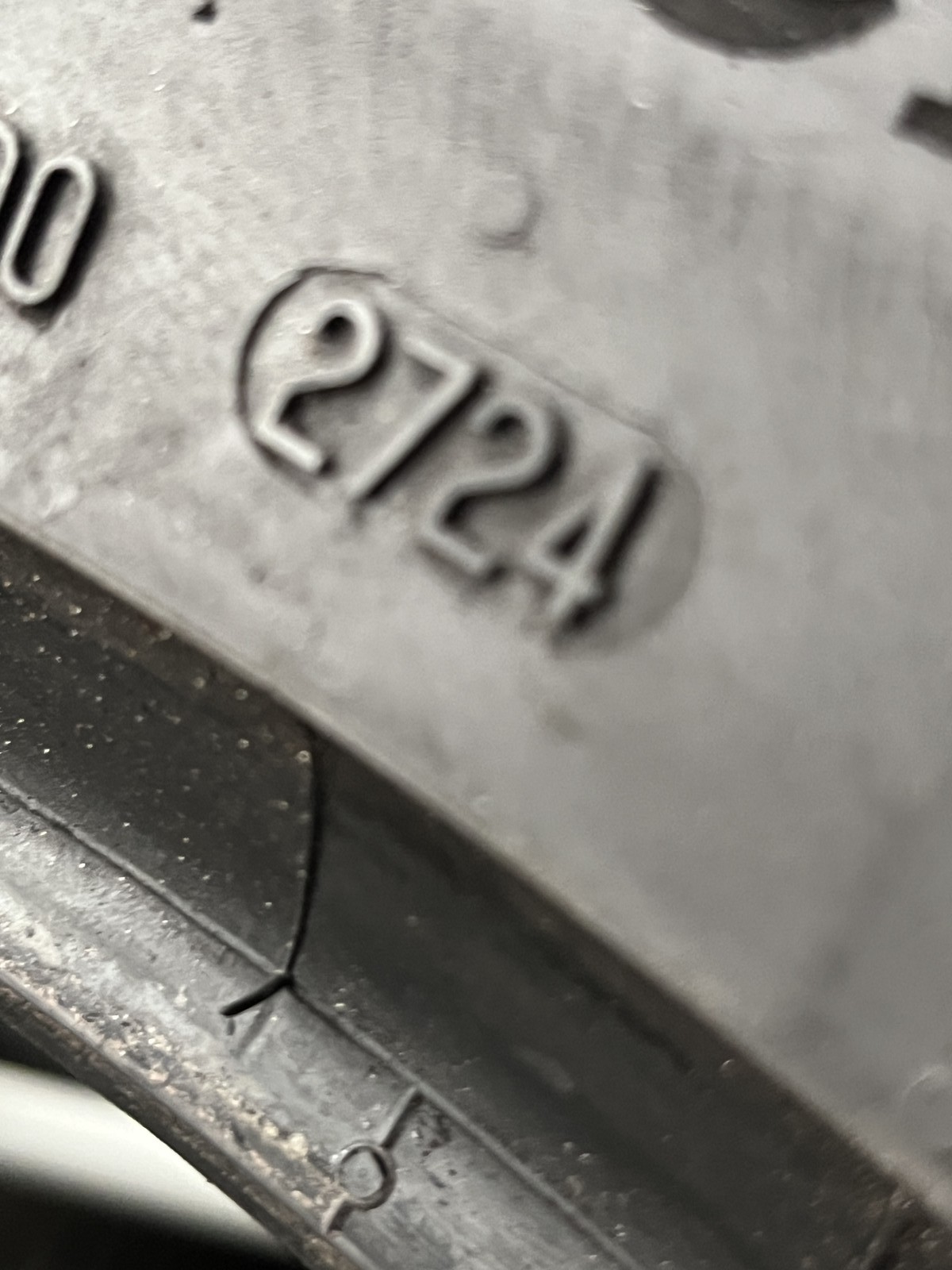 1 Tire Continental CrossContact RX LR 275/45R22 115W DOT.2724 8/32
