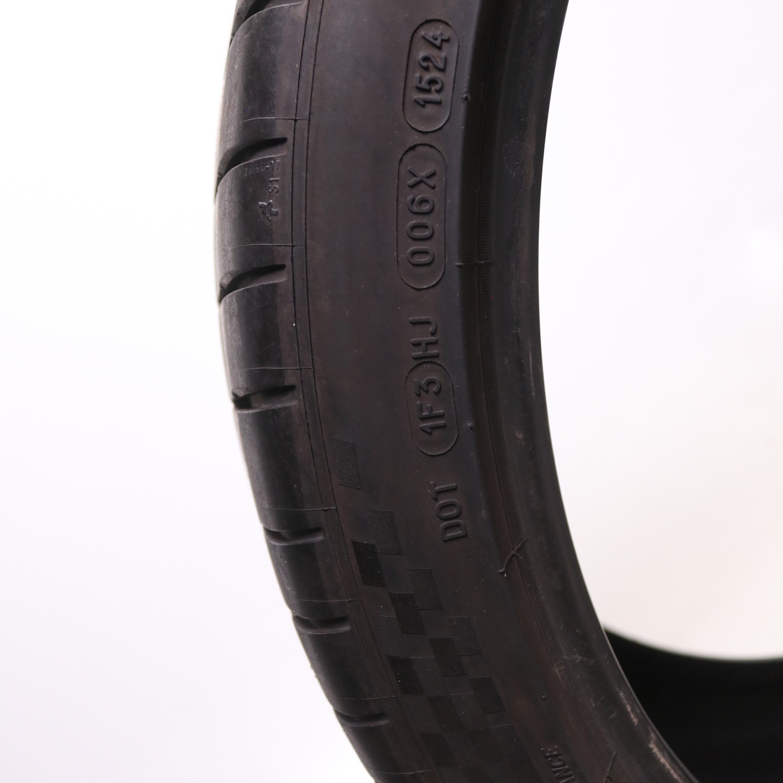 Set of 2 Used 315/30ZR22 Michelin Pilot Sport 4 S – 107Y – 7.5-8/32
