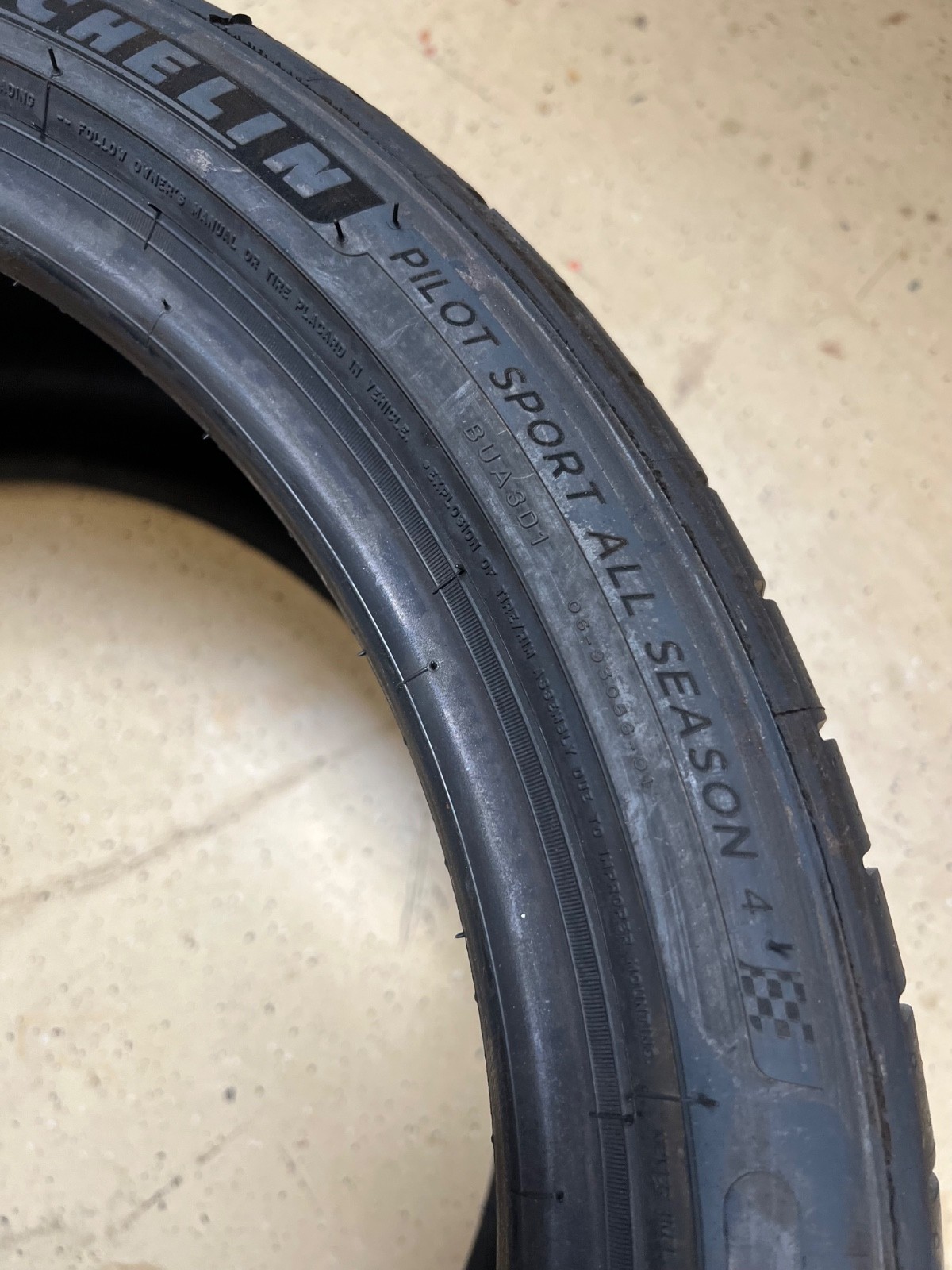 1 – NEW 255/35ZR18 XL (94Y) Michelin Pilot Sport All Season 4 – 7084