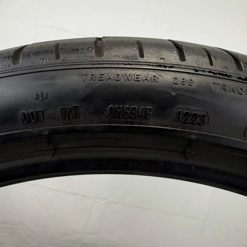Used 275/35ZR21 Pirelli P Zero PZ4 NDO 103Y 4/32 (DOT 23)