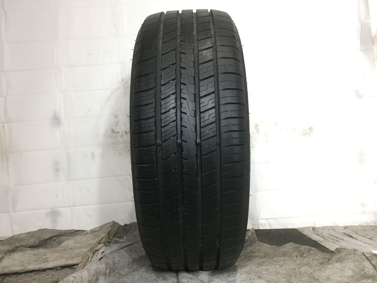 [1] Faken Pro G5 CSV P235/55R19 235 55 19 Tire 9.5-9.75/32