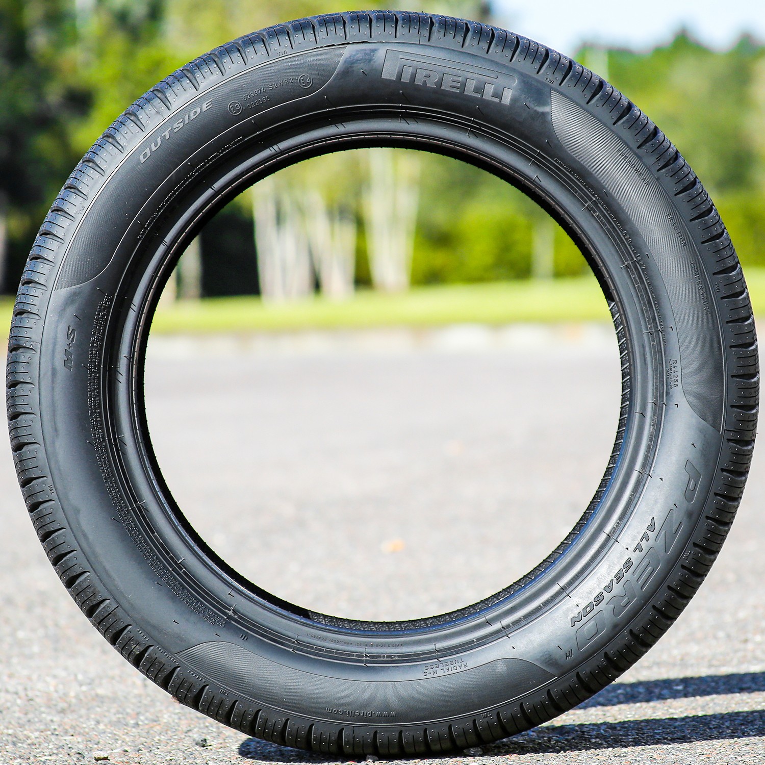 Tire Pirelli P Zero All Season EV 245/40R20 99V XL (VOL) AS A/S Performance