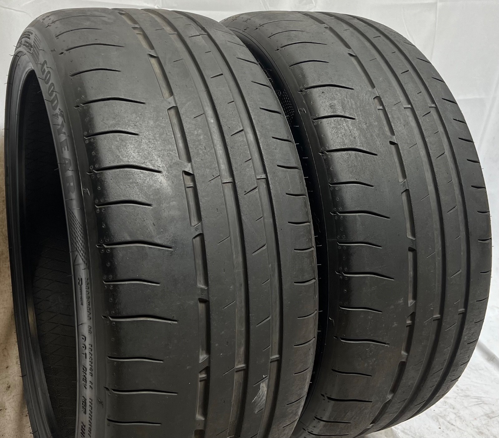 2 – NO REPAIRS 255/35ZR20 XL (97Y) Goodyear Eagle F1 SuperSport R (N0) – 7112