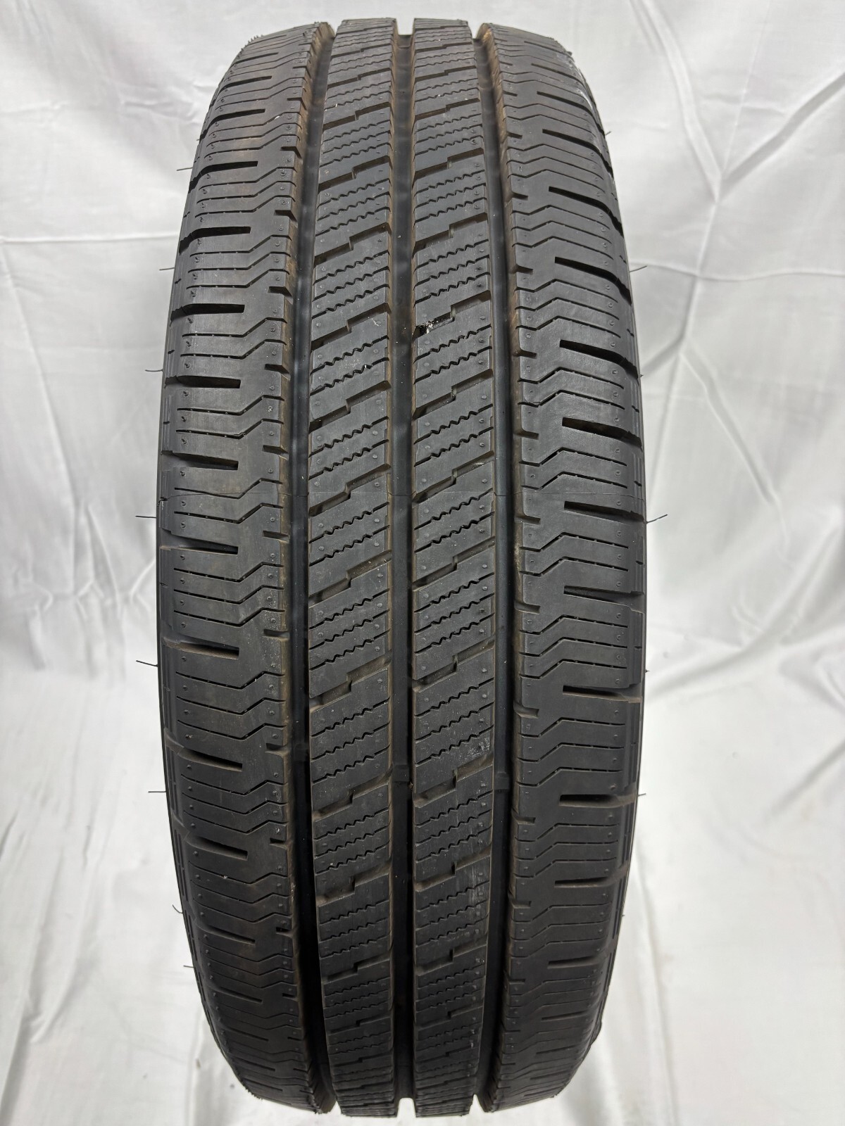 1 (One) LT205/75R16C Hankook Dynapro HT RF12 LRE/10PR NEW FACTORY TAKEOFF Tire