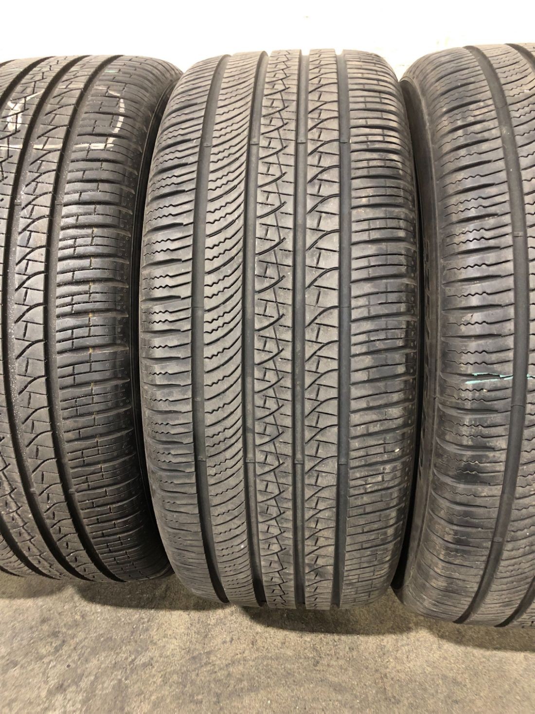 4x P275/45R21 Pirelli Scorpion Zero All Season 9/32 110 W Used Tires 2754521