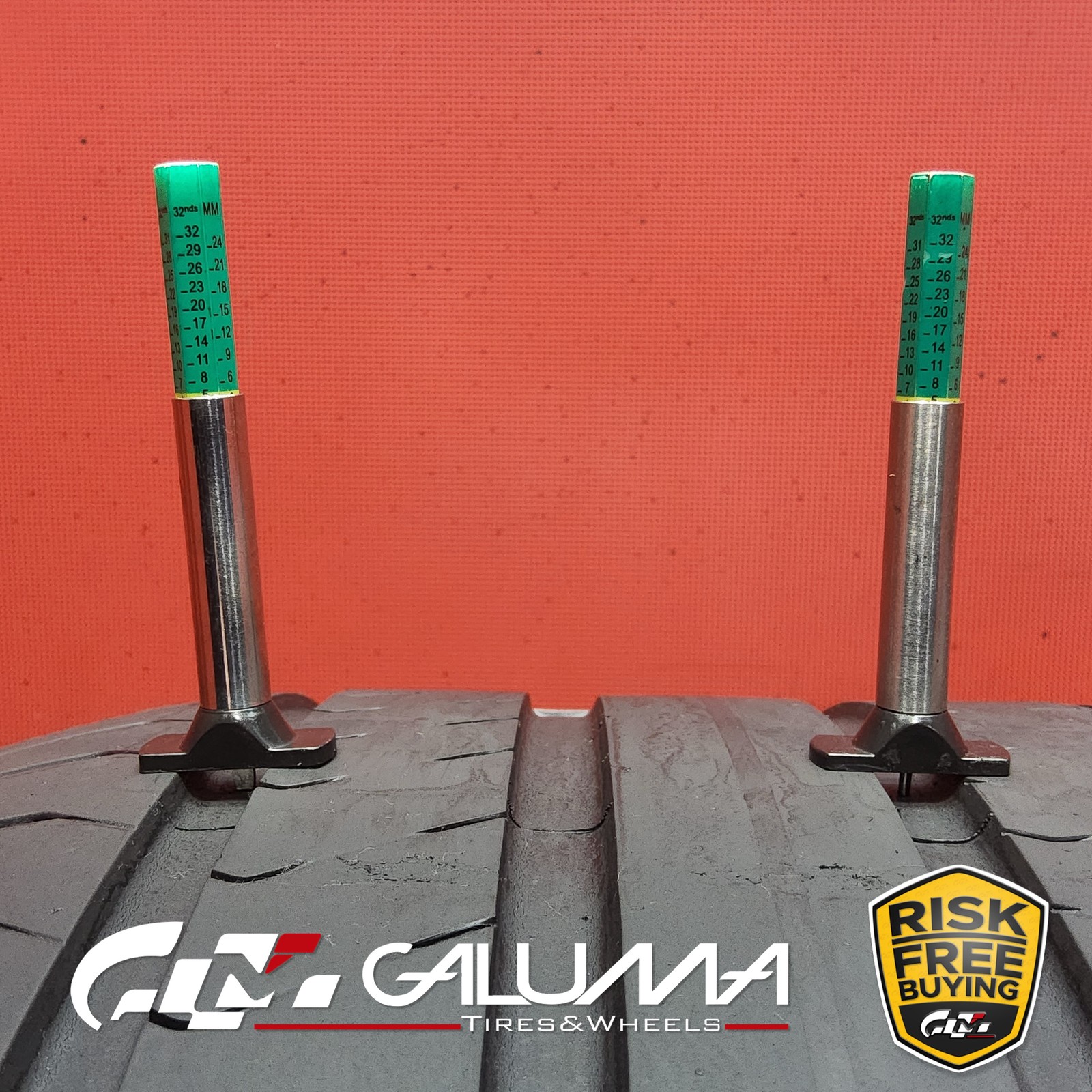 Set of 2 Tires Pirelli P-Zero (PZ4) MO1A XL 285/40ZR19 285/40/19 107Y #95366