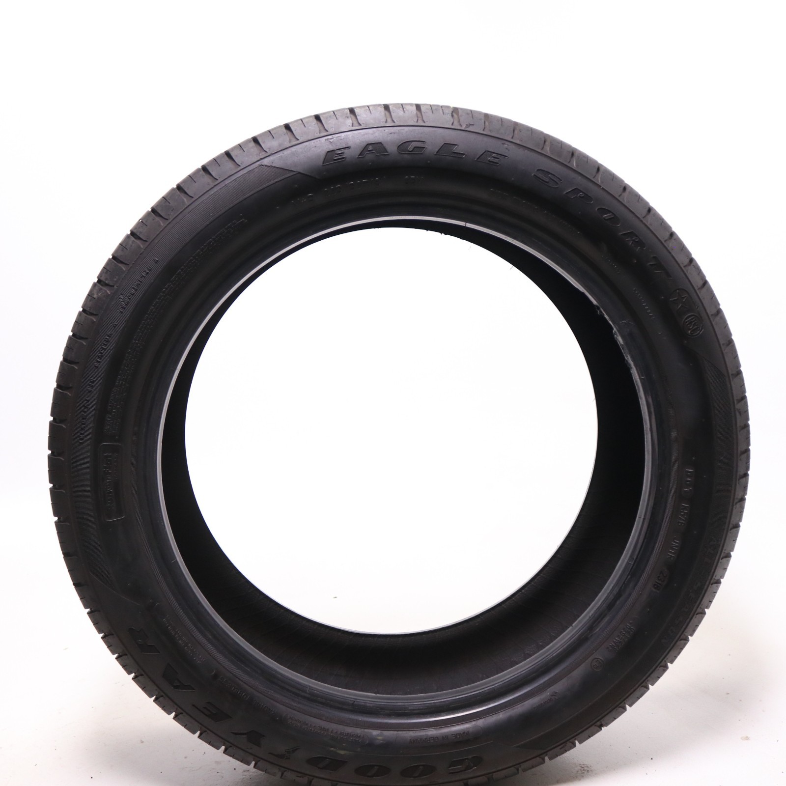 Set of 2 Used 225/50R18 Goodyear Eagle Sport Run Flat – 95V – 7-8/32