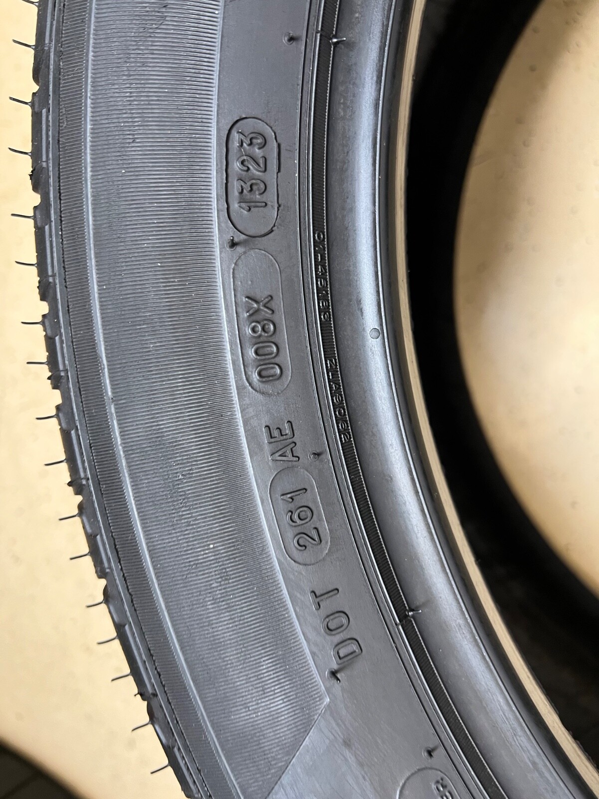 1 – NICE 295/40R20 (106V) Michelin Latitude Tour HP (N0) Porsche OEM – 6094