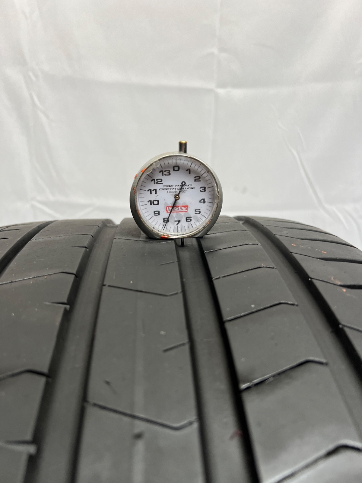 2 – TAKEOFF 305/35ZR21 XL (109Y) Pirelli P Zero PZ4 PNCS (B) Bentley – 4058
