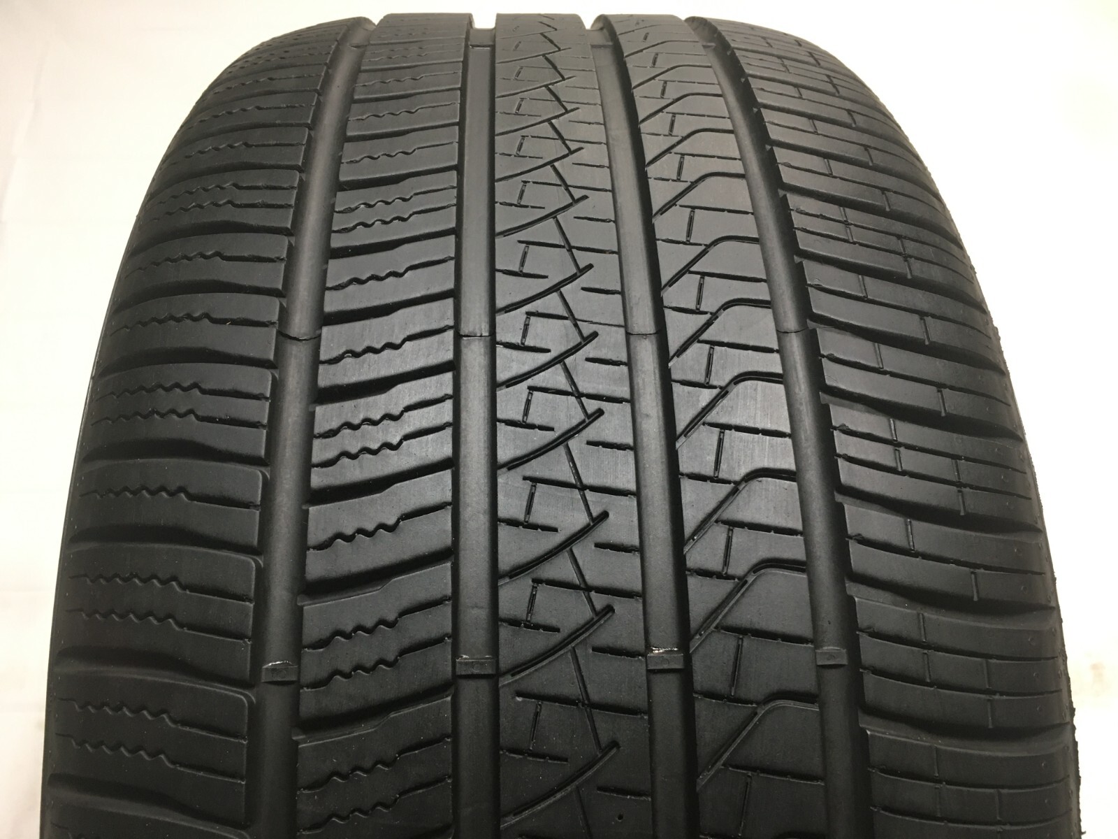 [1] Pirelli Scorpion Zero All Season P315/40R21 315 40 21 Tire 8.0-8.75/32