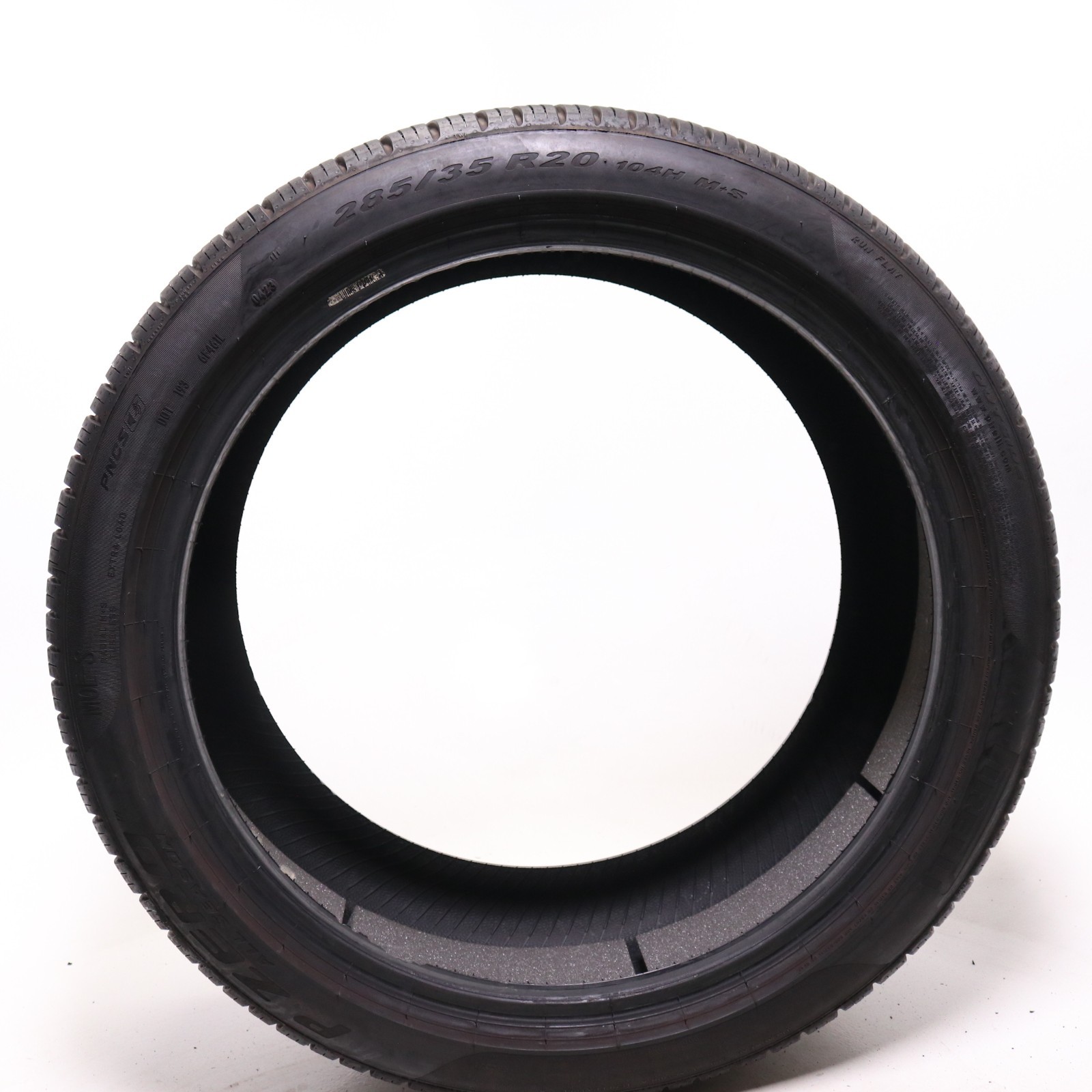 Set of 2 Used 285/35R20 Pirelli P Zero All Season MOE-S Run Flat PNCS – 8/32