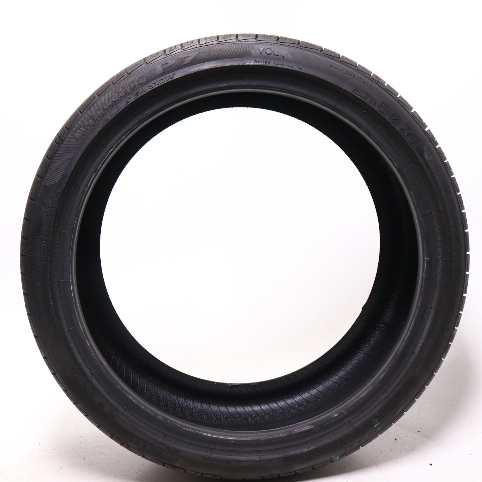 Set of 2 Used 255/35R20 Pirelli Cinturato P7 All Season VOL 97V 10/32 No Repairs