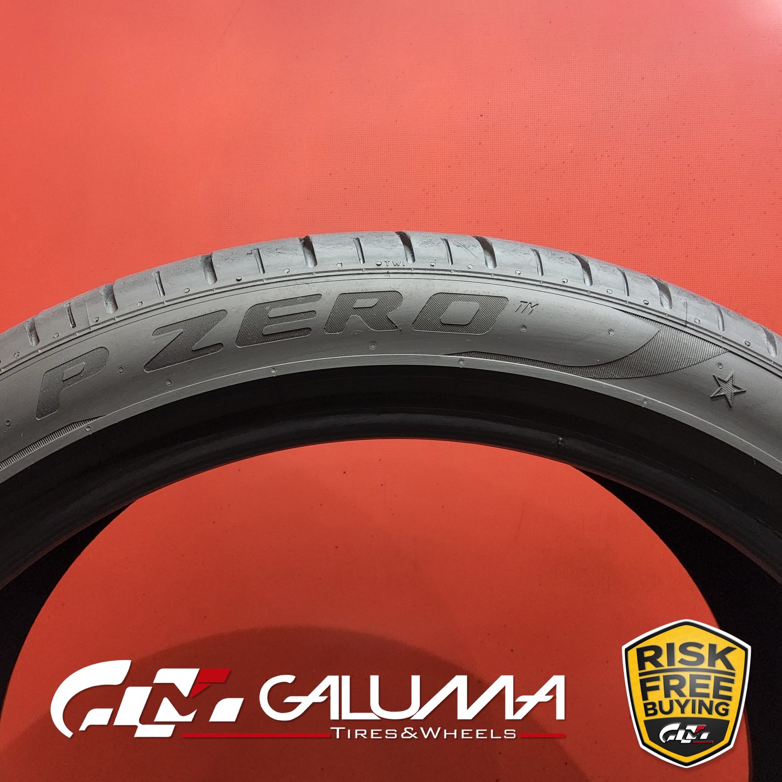 1 Tire LikeNEW Pirelli P-Zero (PZ4) ★ XL 275/35ZR20 275/35/20 No Repairs #95170