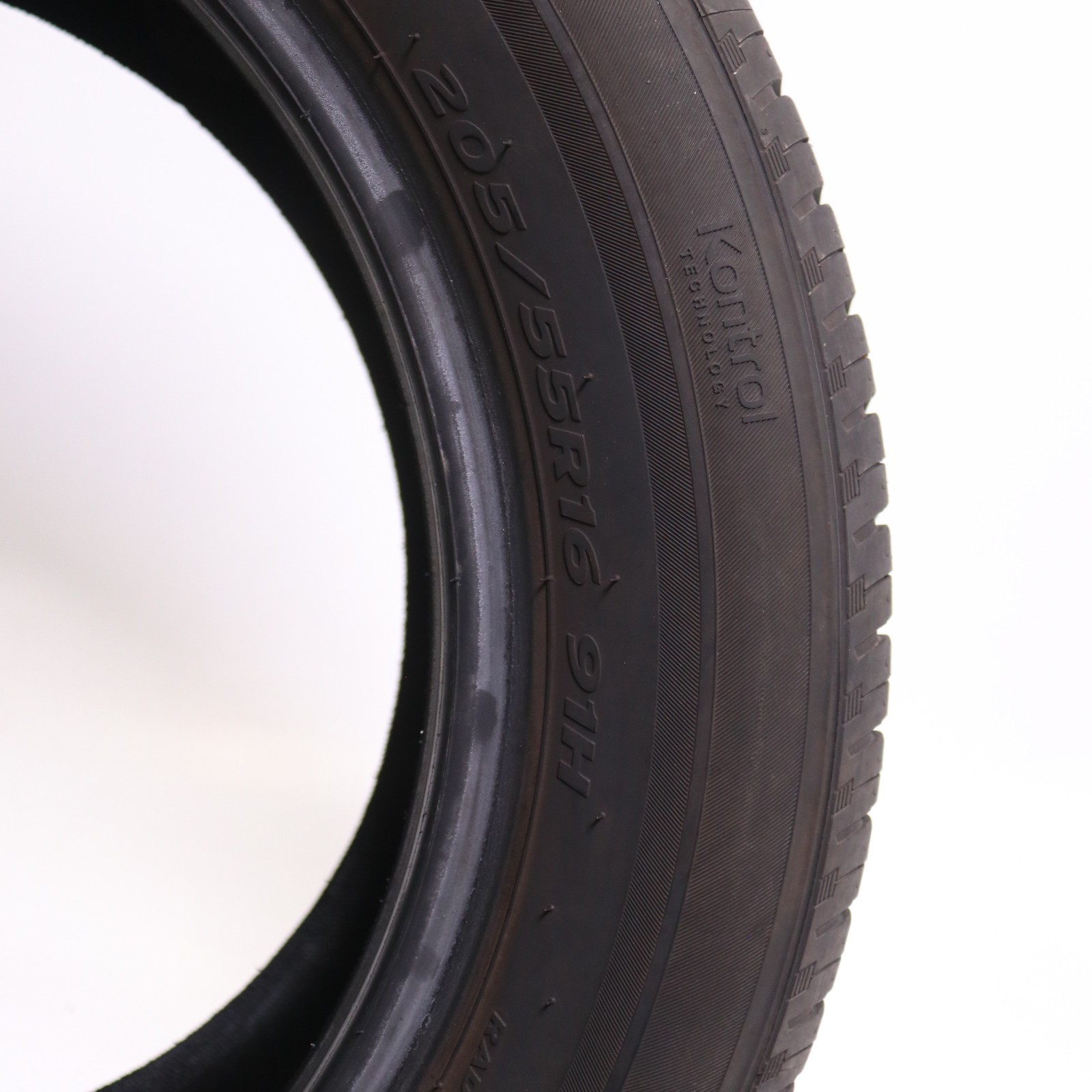 Used 205/55R16 Hankook Kinergy GT – 91H – 9/32 No Repairs