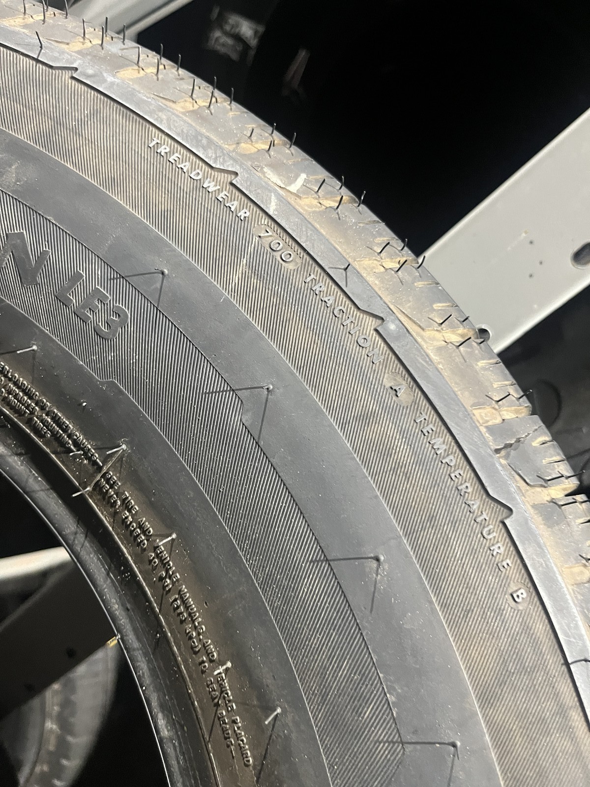 1 Tire Firestone Destination LE3 255/70R17 112T DOT.5225 9.75/32 NO Patch