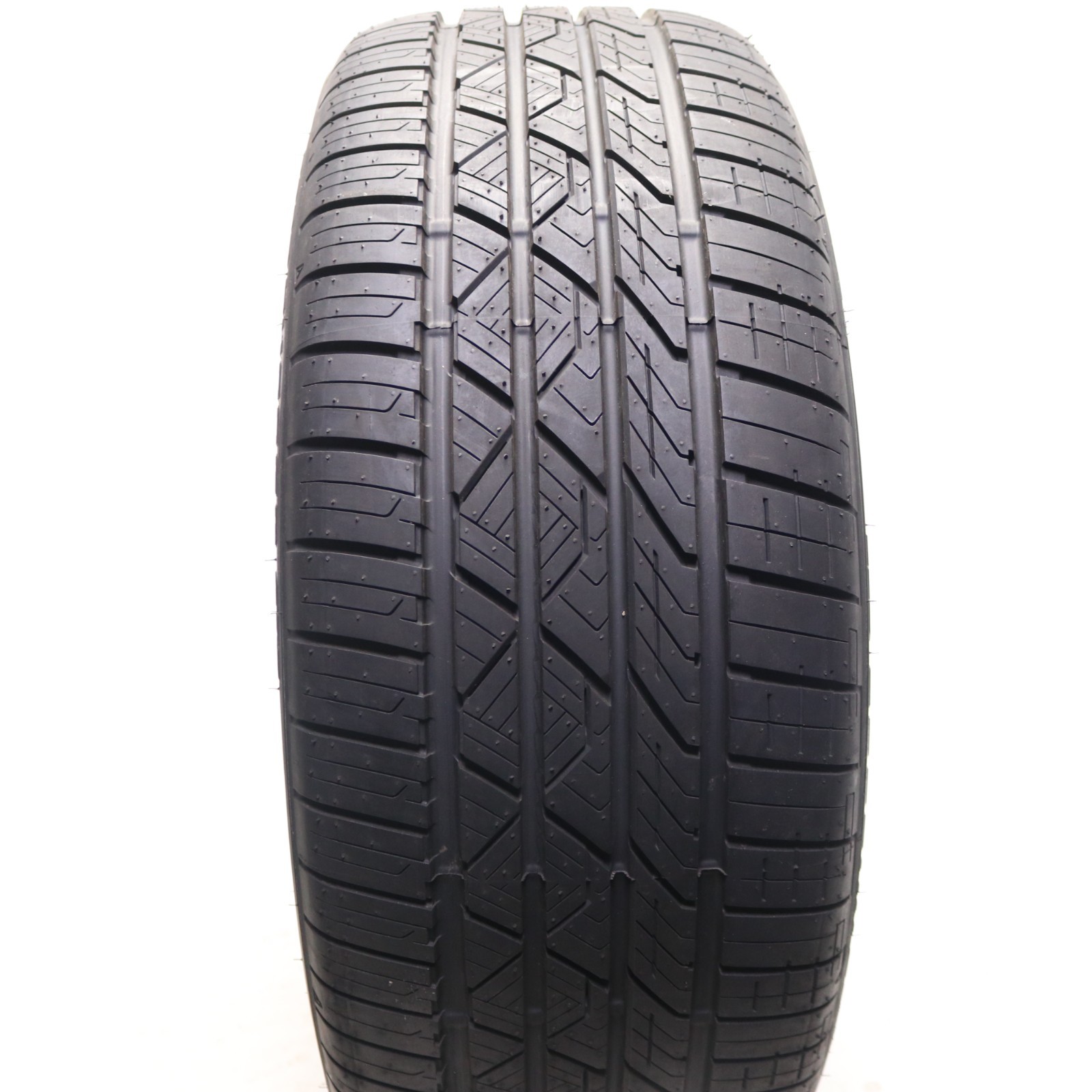 Set of 2 Take Off 245/45ZR20 Road Hugger GTZ – 103W – 9.5/32 No Repairs