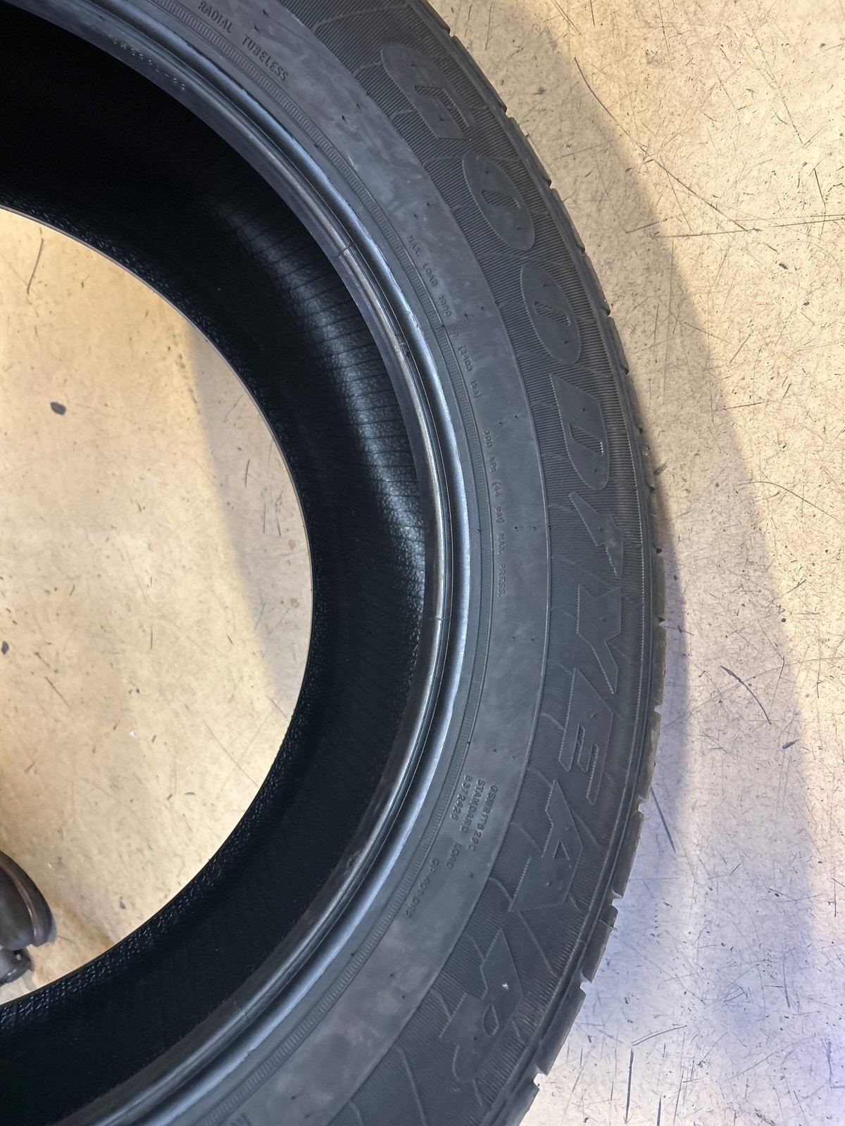 GOODYEAR EAGLE LS2 BSW P 275 55 20 111S ALL SEASON TIRE 706069165