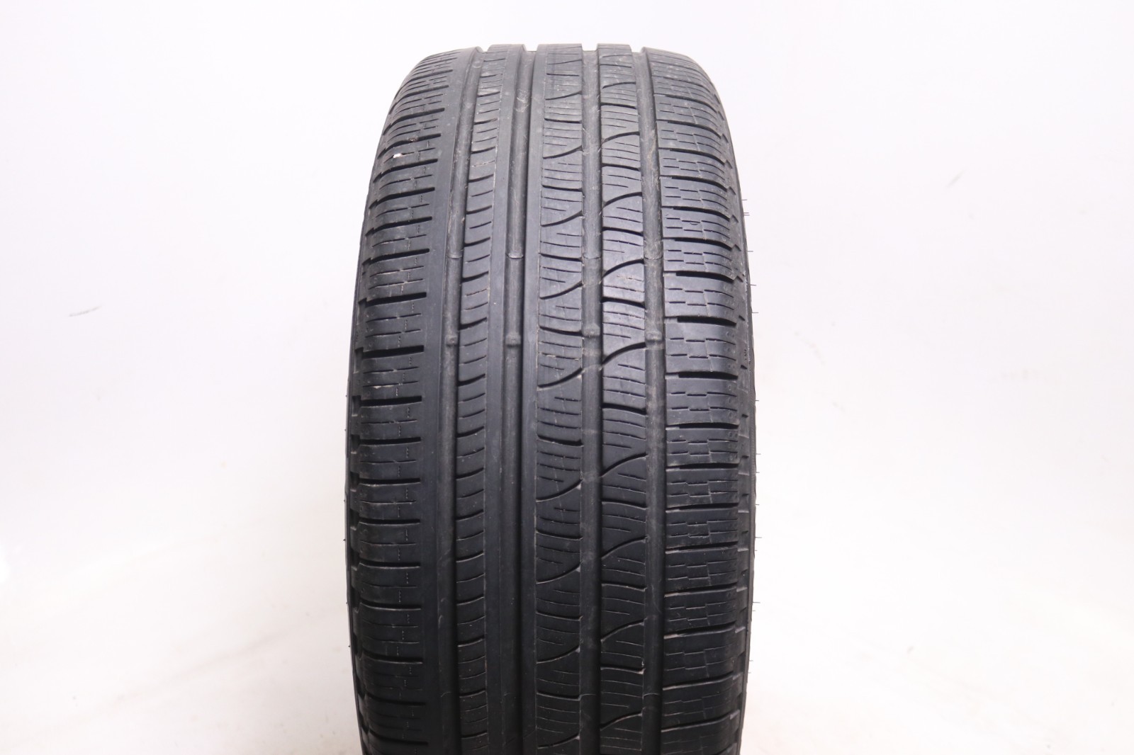 Set of 2 Used 255/45R20 Pirelli Scorpion Verde AO – 101H – 8.5-9.5/32