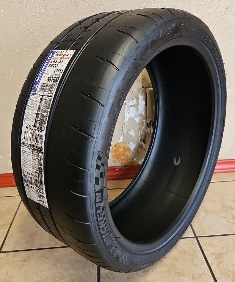 1) New Old Stock 245/35ZR20 95Y Michelin Pilot Sport Cup 2 7/32 DOT 1323 2453520