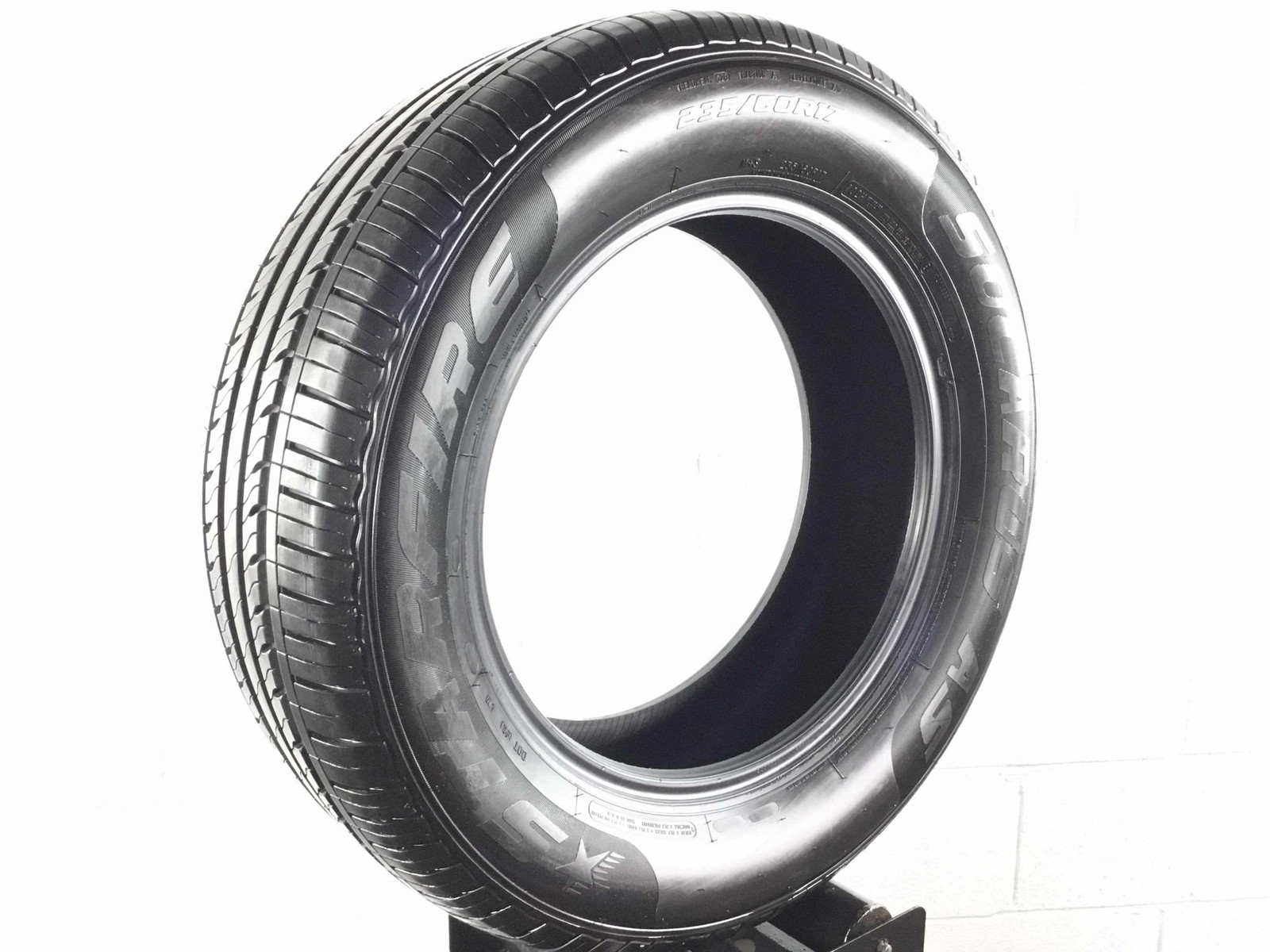 Set Of 2 P235/60R17 Starfire Solarus AS 102 H Used 8/32nds