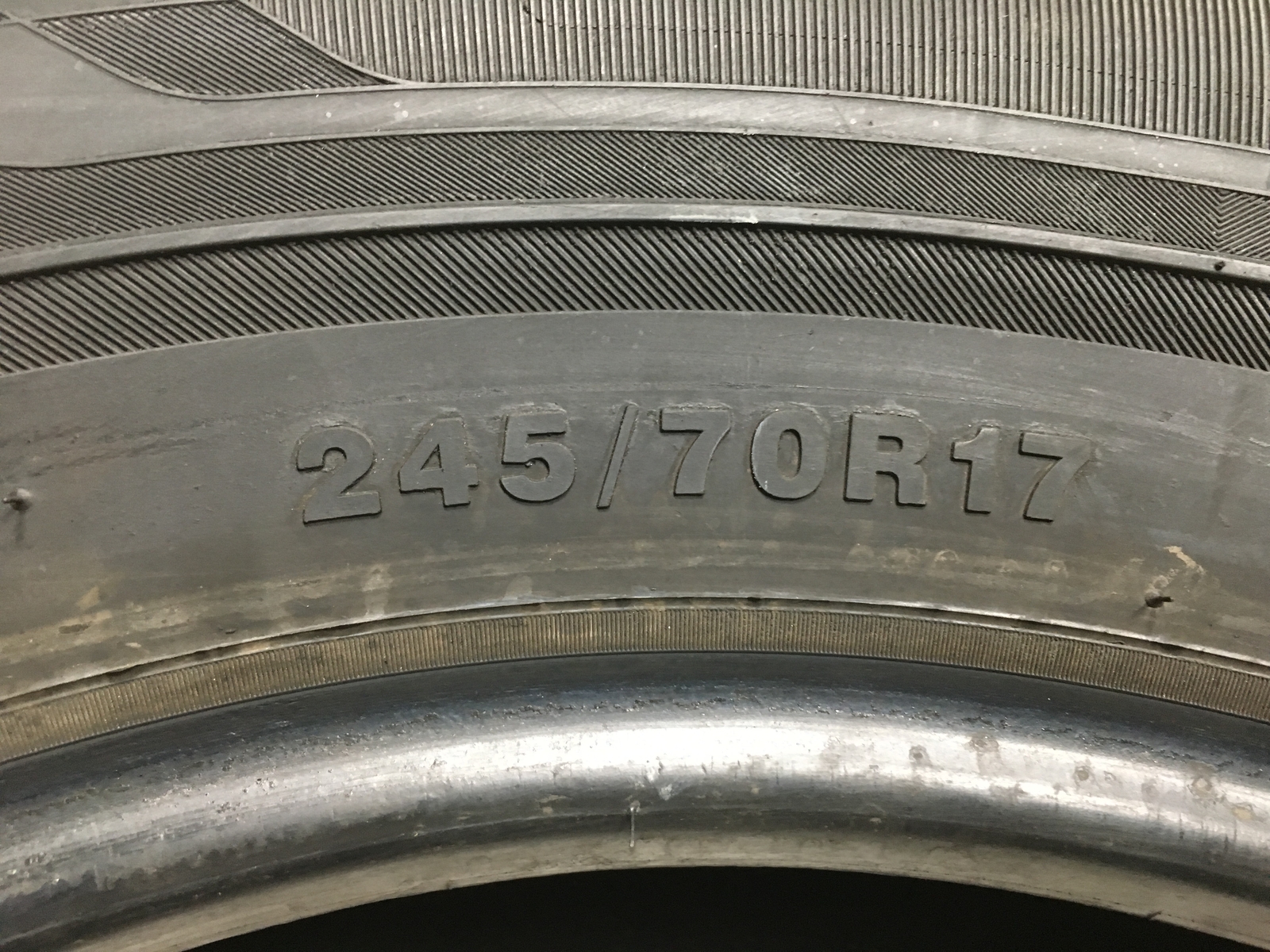 [1] Radar Rivera H/T P245/70R17 245 70 17 Tire 9.5-9.75/32