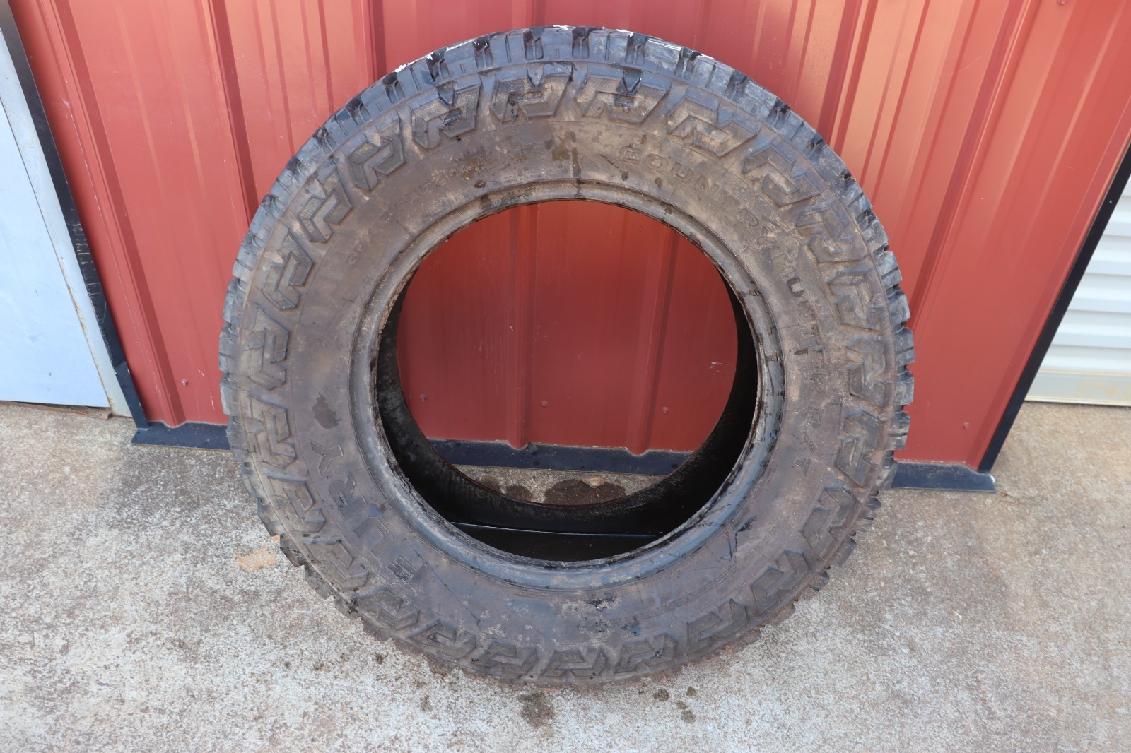 TIRE FURY COUNTRY HUNTER R/T 37X12.50 R20 LT 20″ 126Q