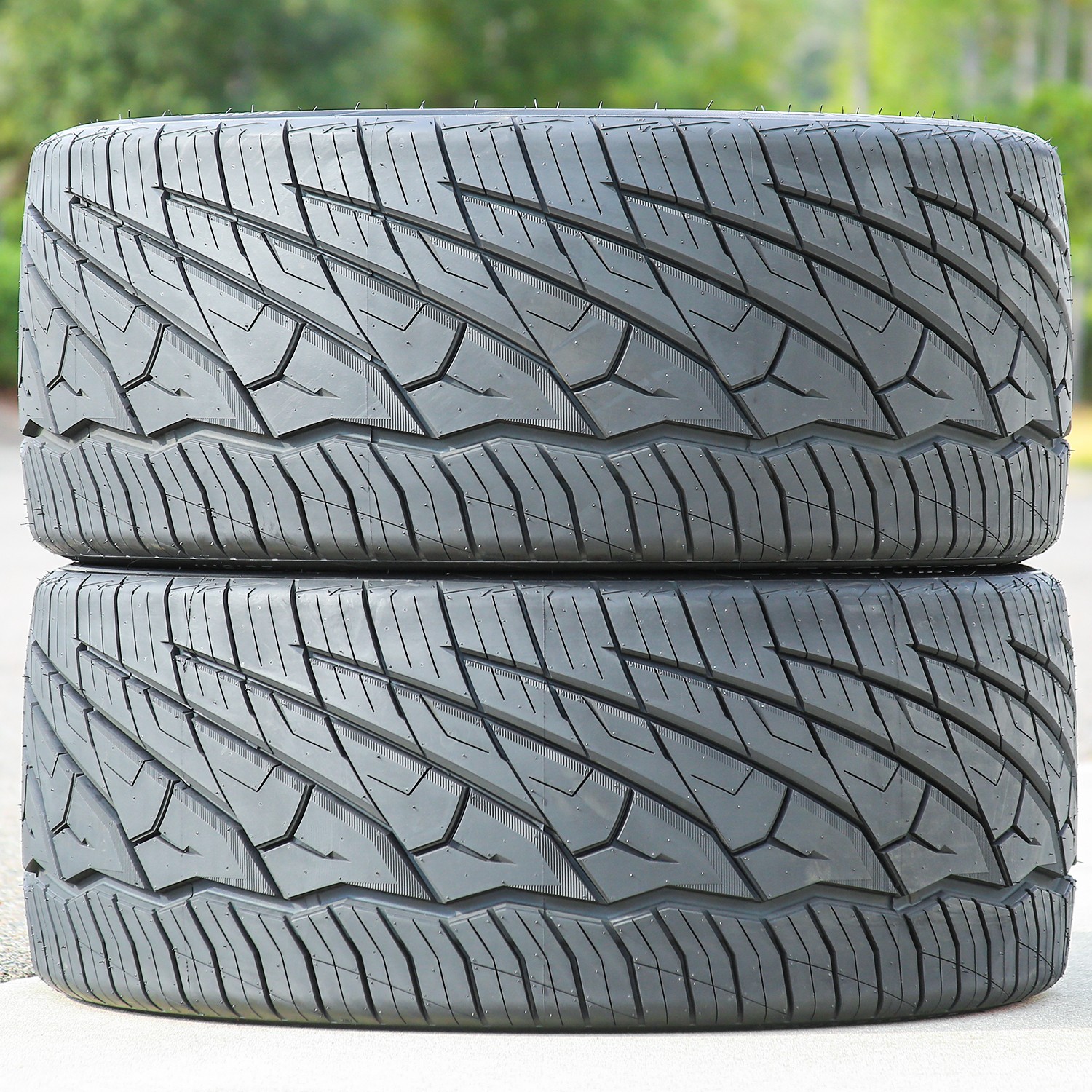 2 Tires Venom Power Ragnarok GTS 235/35ZR20 235/35R20 92W XL AS High Performance