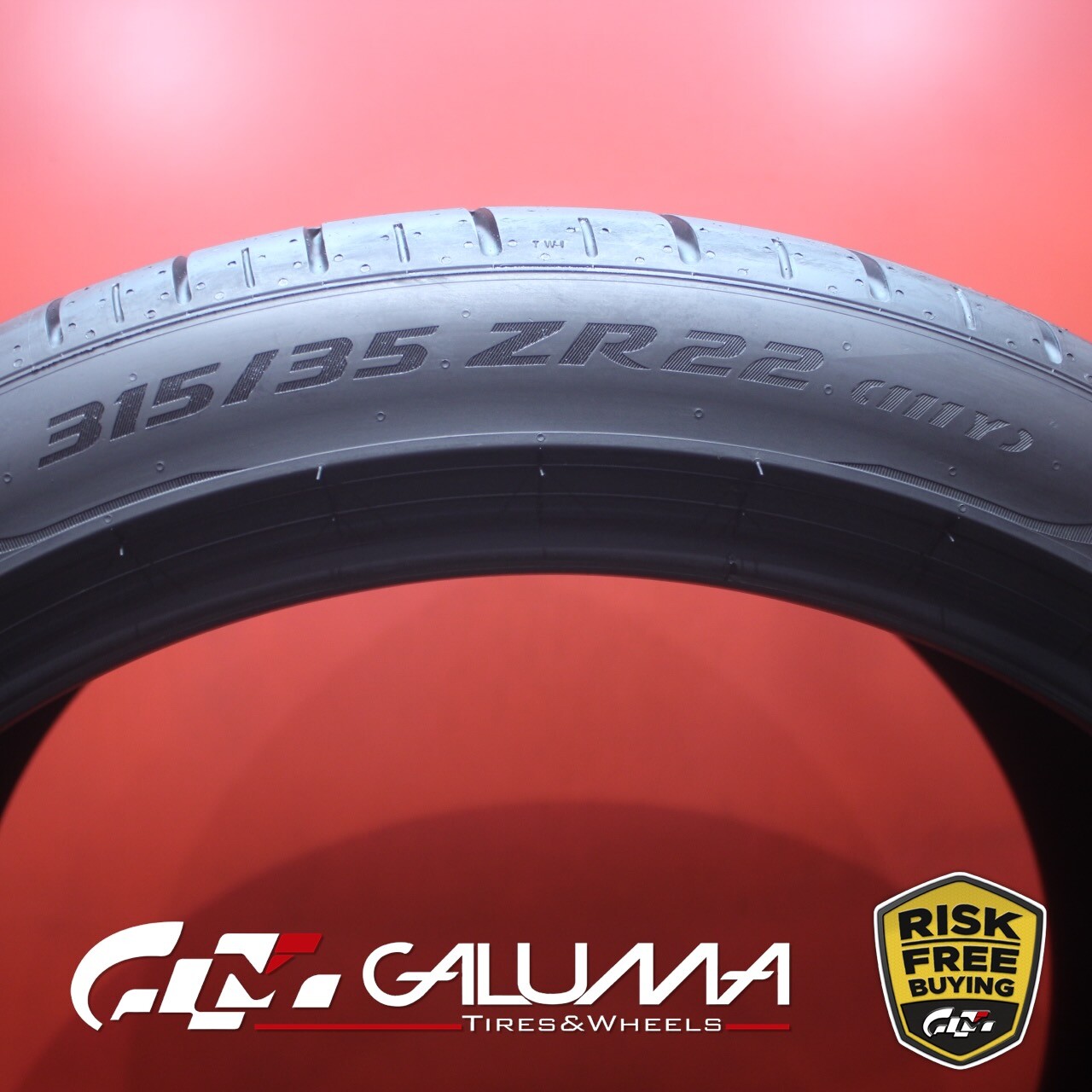 1 (One) Tire LikeNEW Pirelli P Zero PZ4 315/35R22 315/35/22 3153522 ZR22 #84174