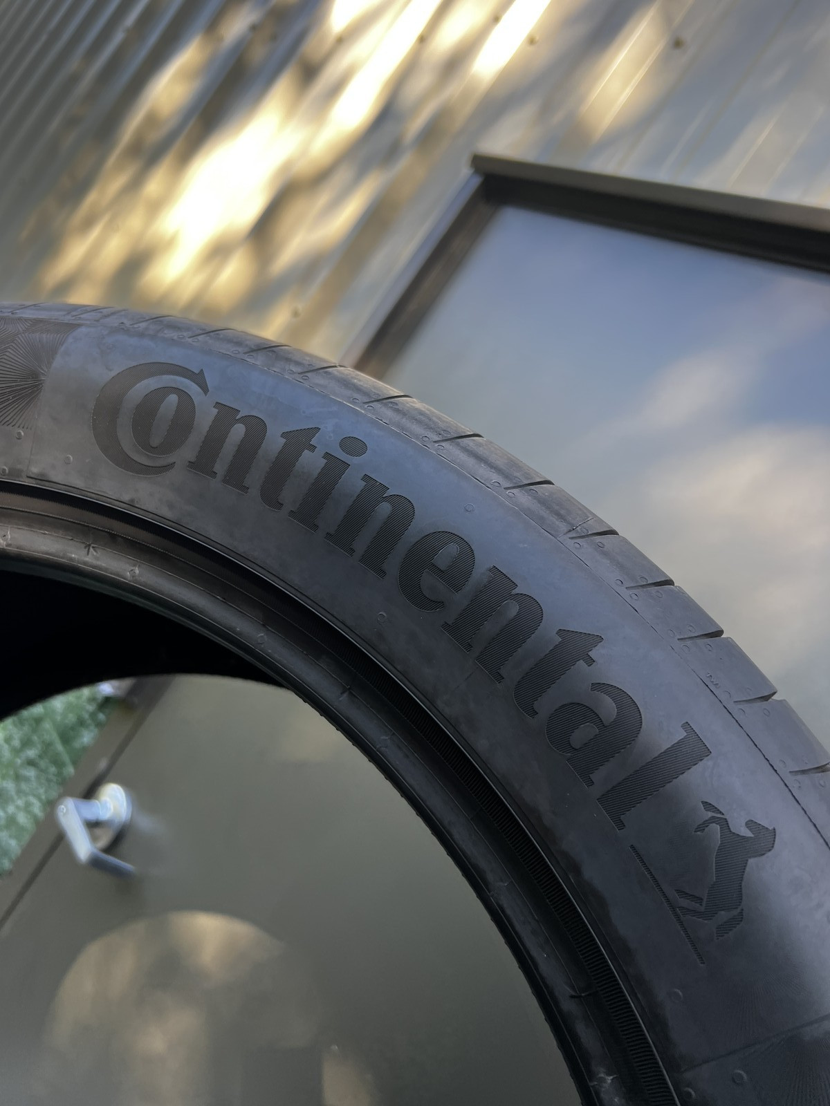 1 Tire Continental PremiumContact 6 MO 325/40R22 114Y DOT.2523 7.5/32 NO Patch