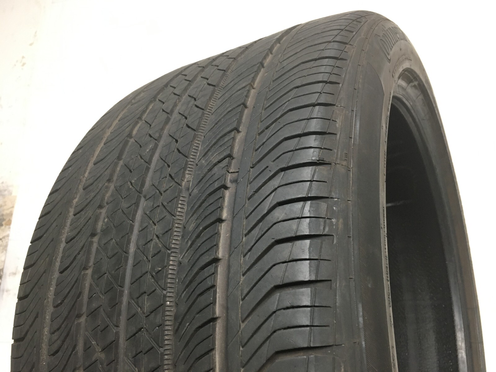 [1] Continental ProContact TX P315/35R21 315 35 21 Tire 7.75-8.25/32
